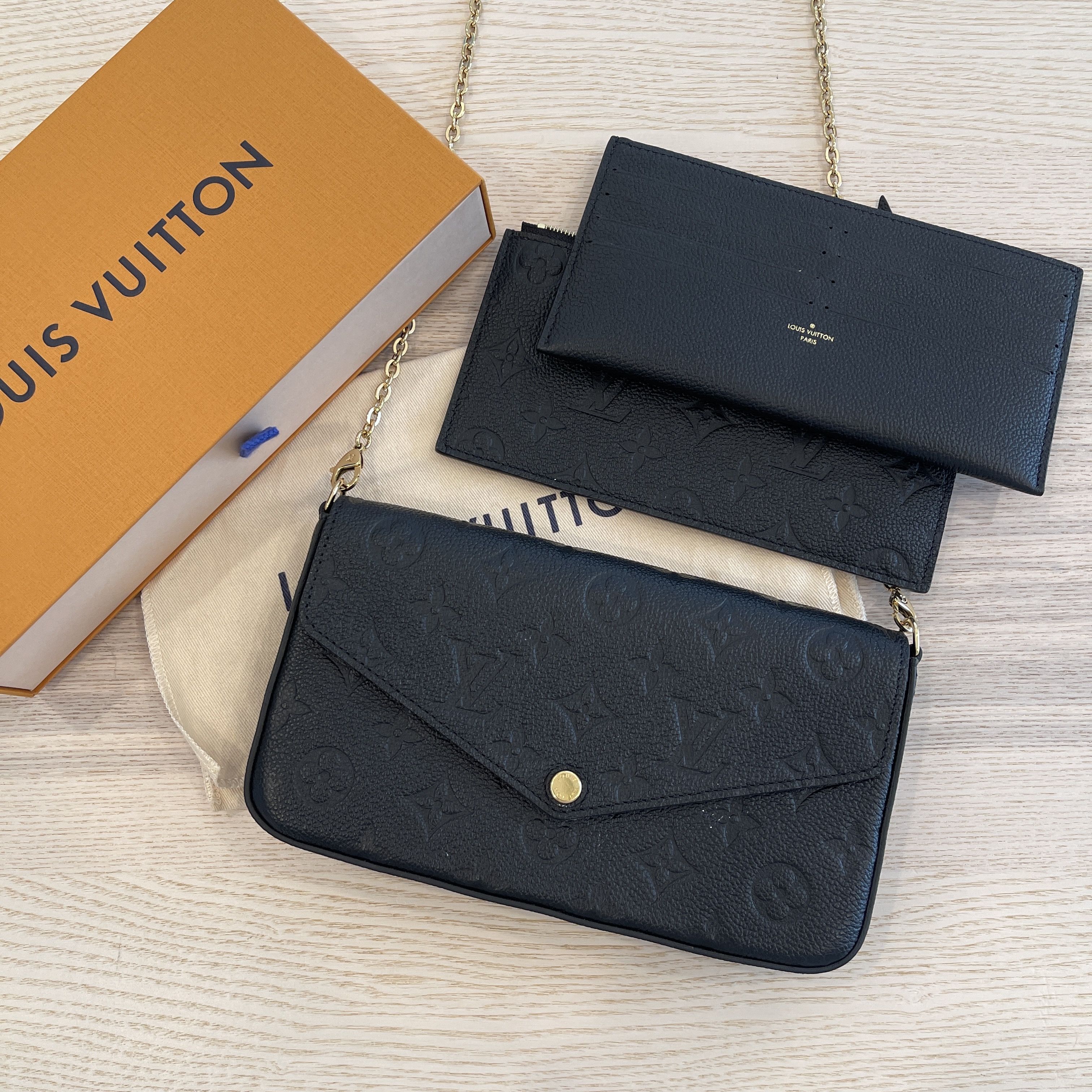 Louis Vuitton Pochette Felicie With Chain and Card Case Noir Black
