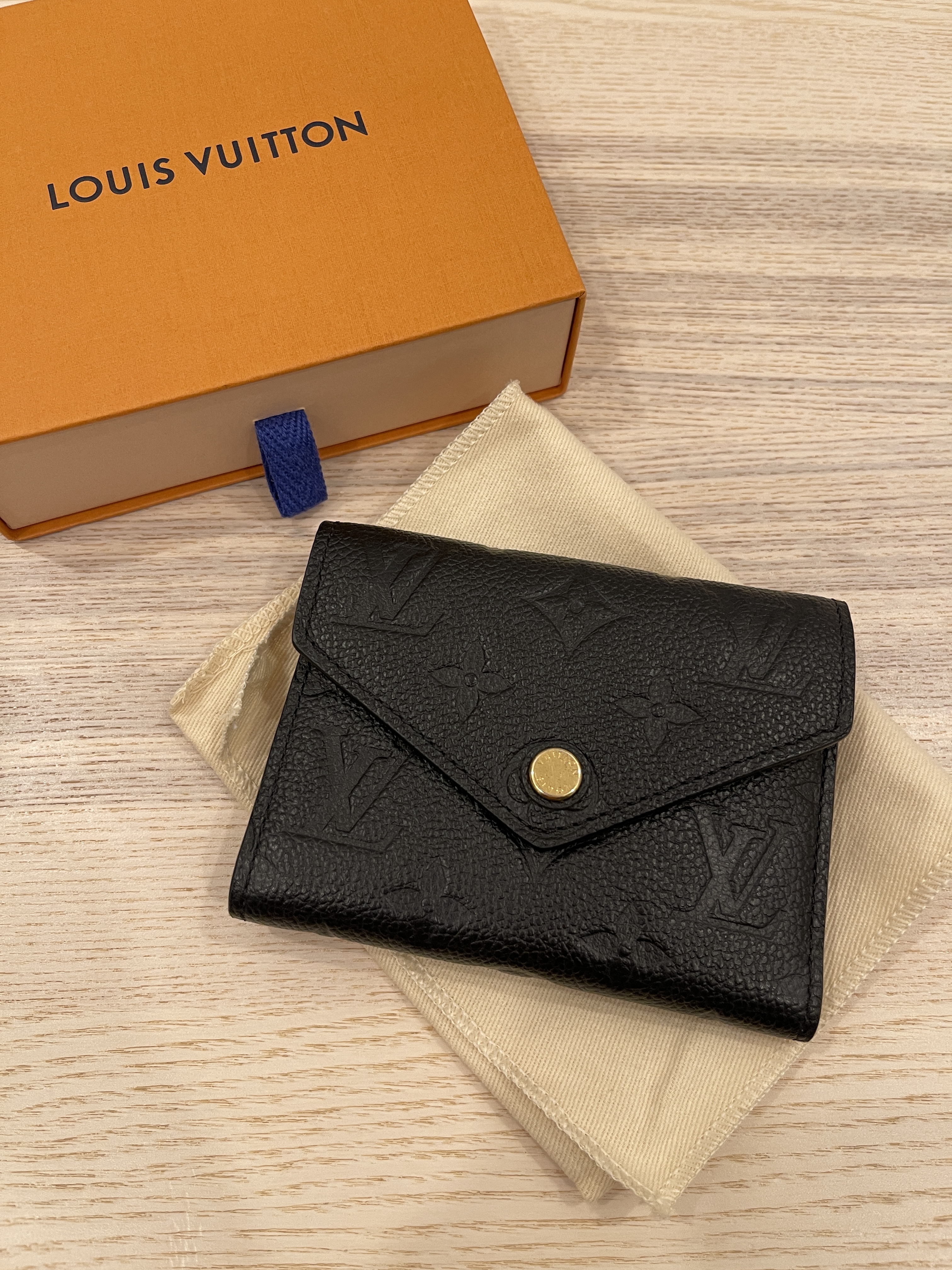 Louis Vuitton Empreinte Noir Victorine Wallet