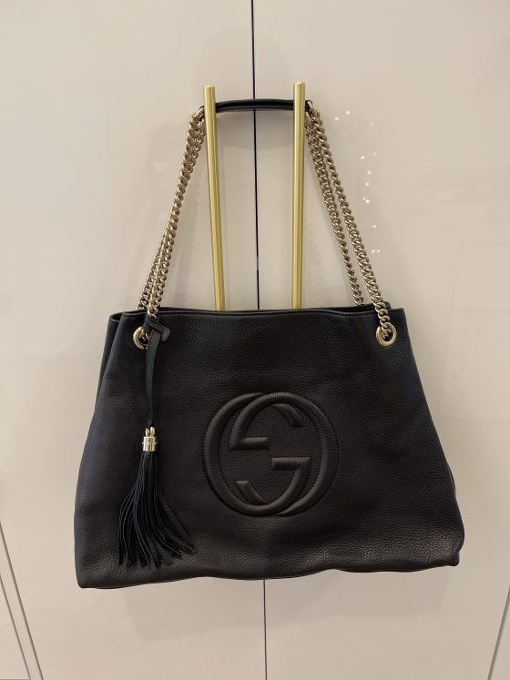 Gucci Black Pebbled Leather Large Soho Chain Tote Bag