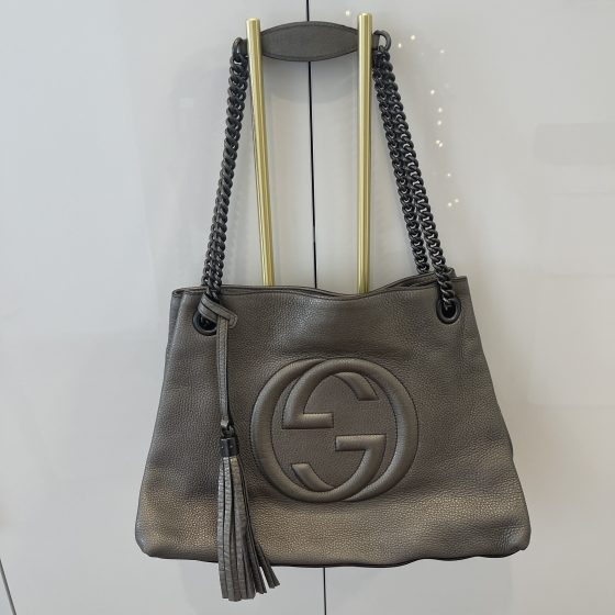 Gucci Pebbled Calfskin Medium Soho Chain Shoulder Bag Metallic