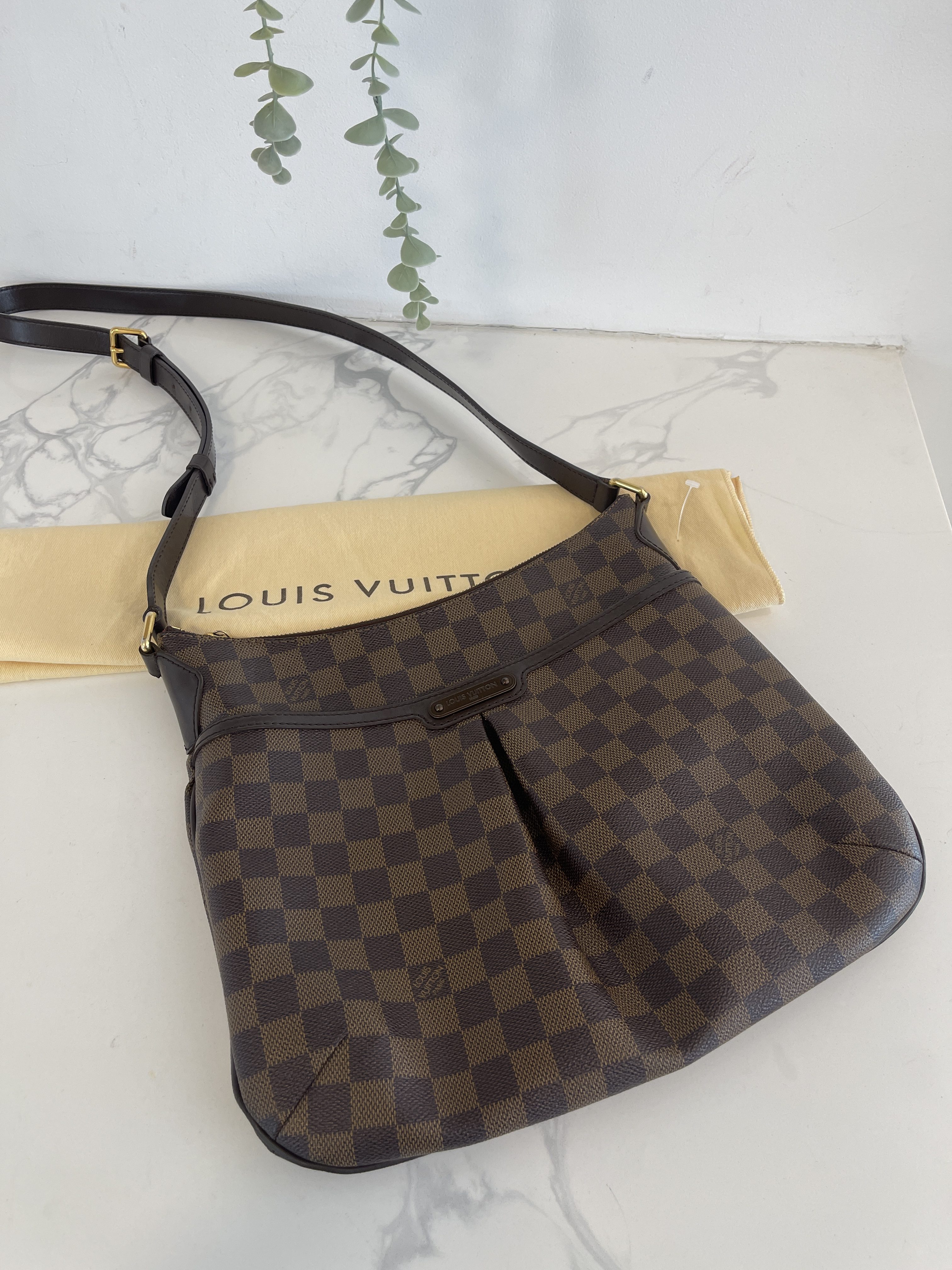 Louis Vuitton Carry It w/ Dust Bag in Excellent Condition