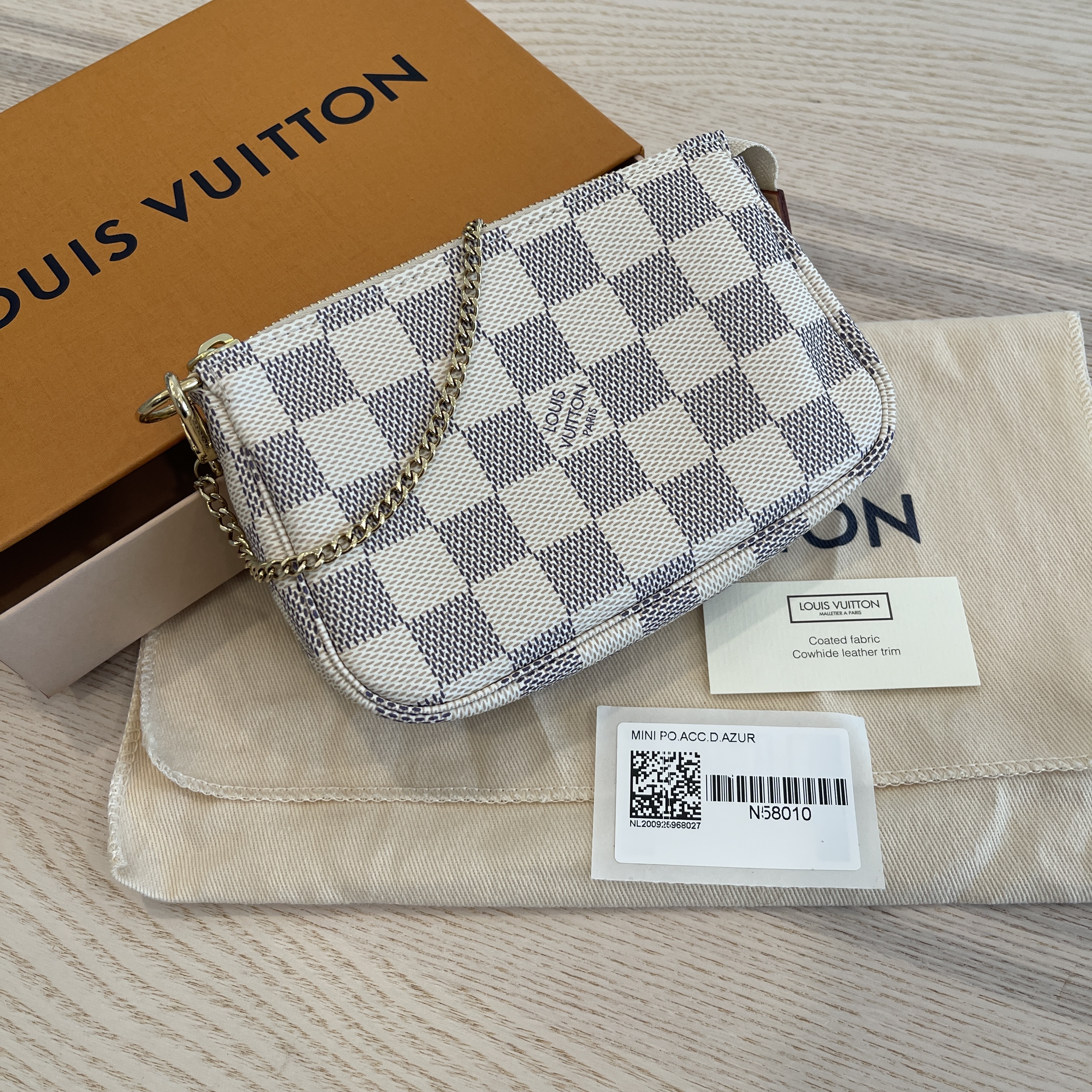 Louis Vuitton Damier Azur Mini Pochette Accessories New w/ box