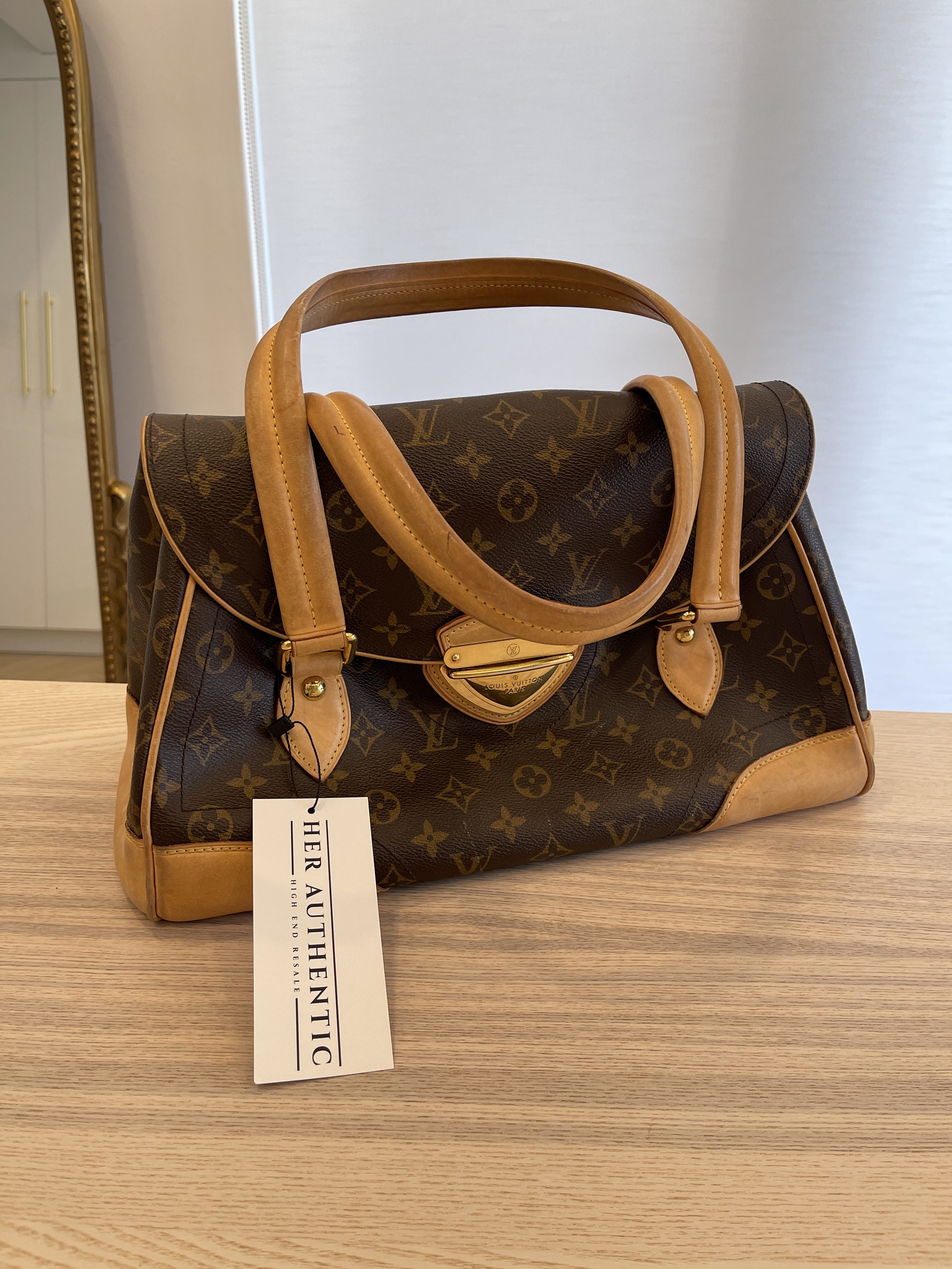 Louis Vuitton Beverly Handbag Monogram Canvas GM - ShopStyle Satchels & Top  Handle Bags