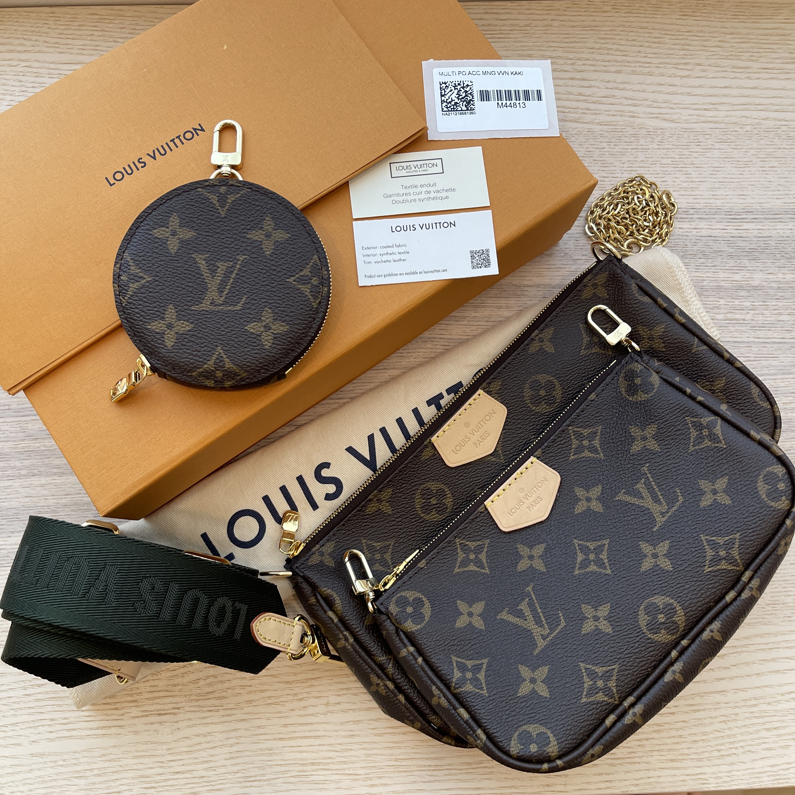 Shop Louis Vuitton MONOGRAM Multi pochette accessoires (M44813