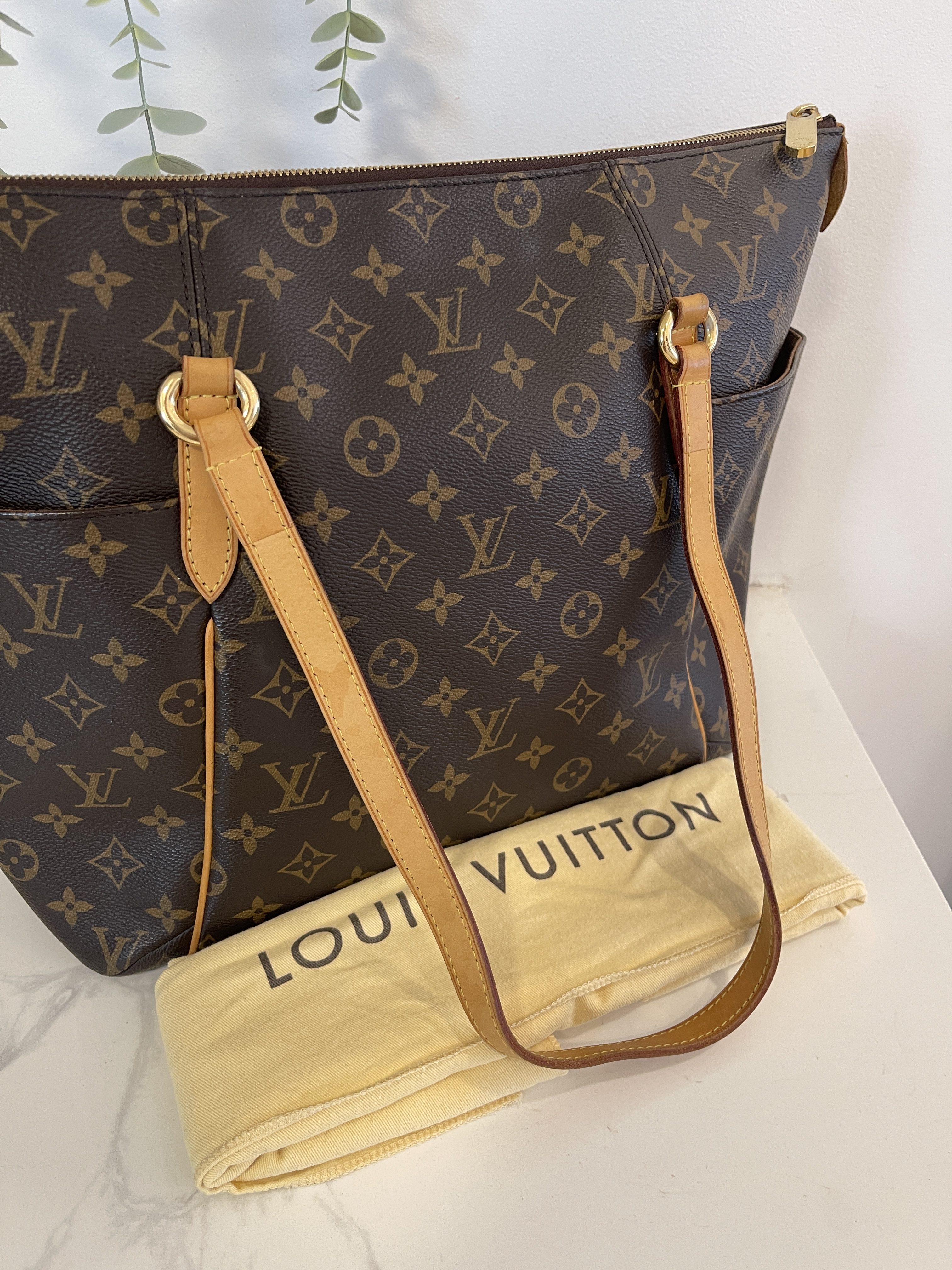 Louis Vuitton Totally MM Review 