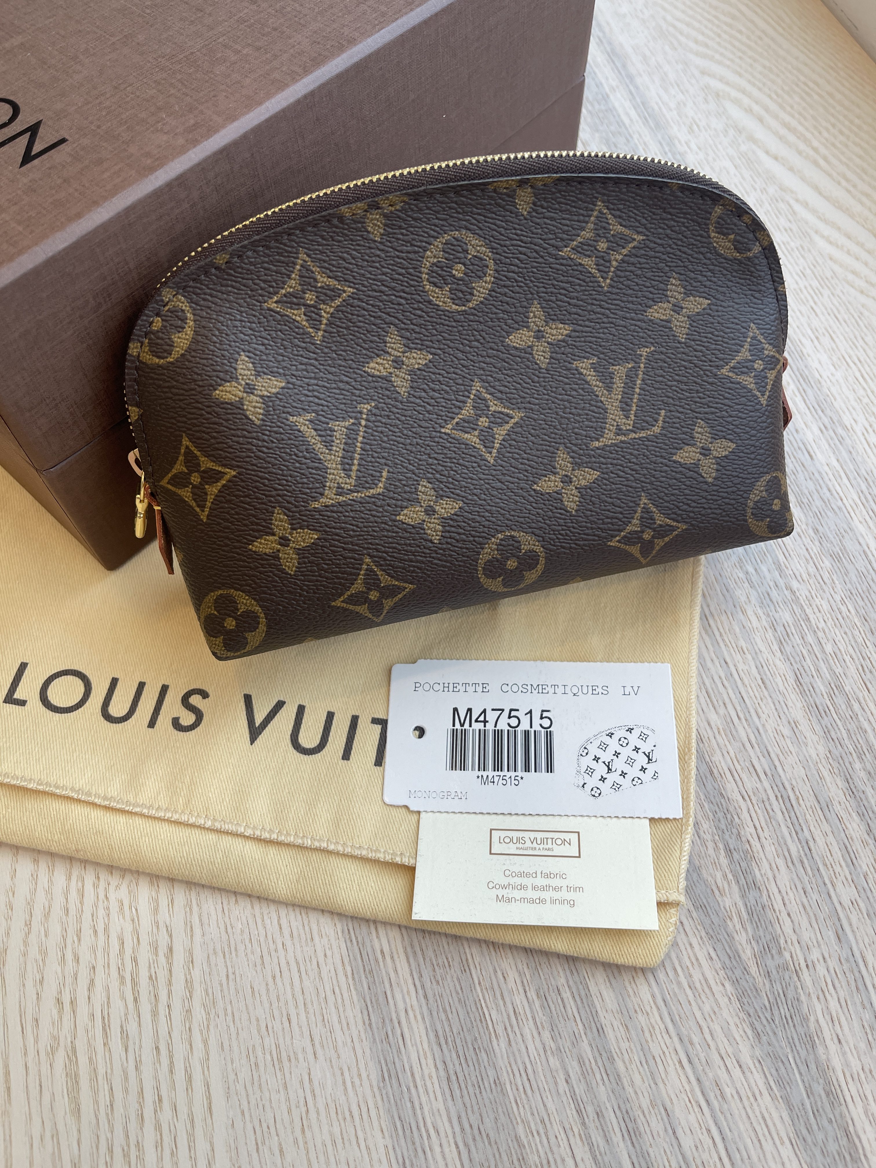 Louis Vuitton LV cosmetic pouch leather new Beige ref.498736