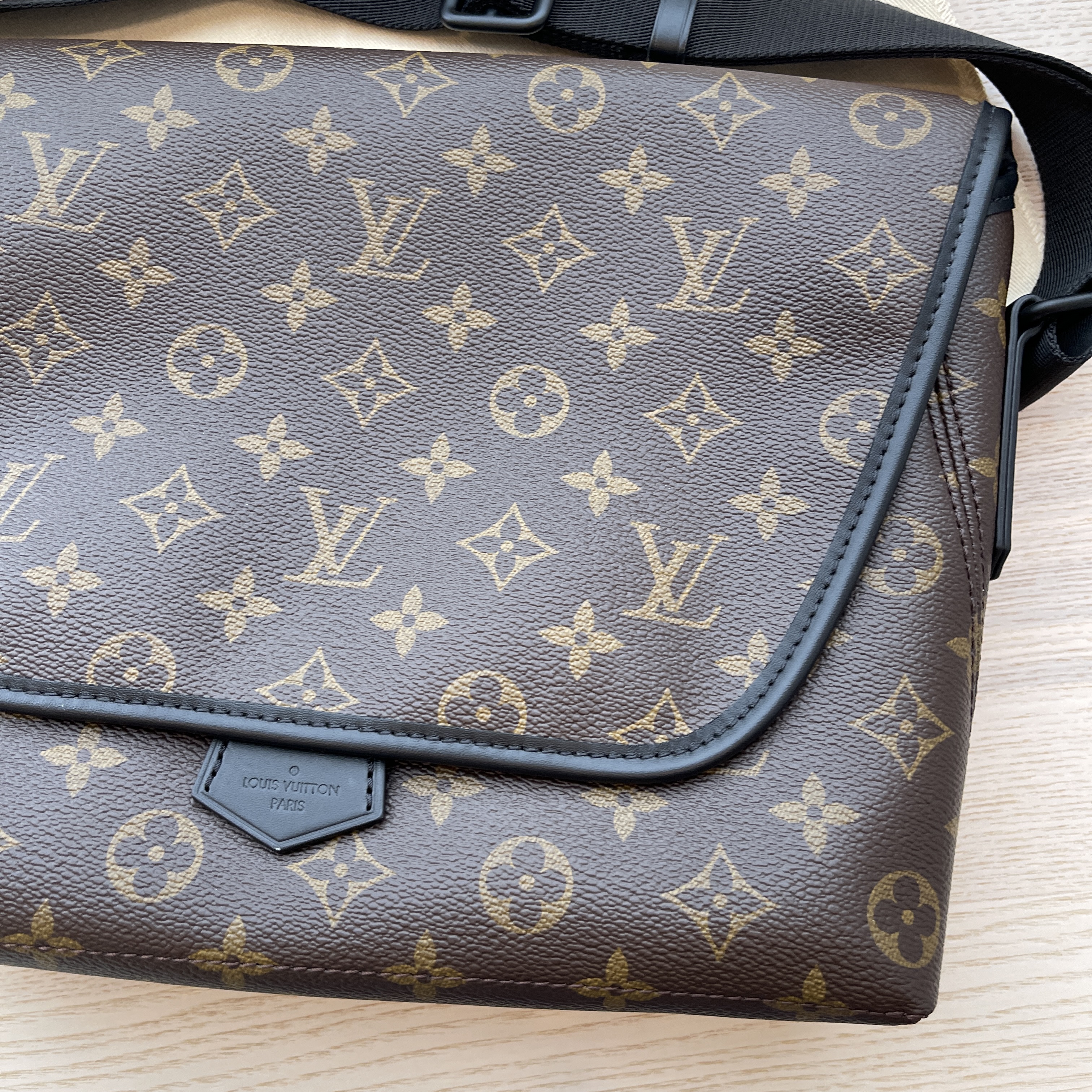 Louis Vuitton Magnetic Messenger Monogram Canvas Brown in Coated Canvas/Leather  with Matte Black-tone - US