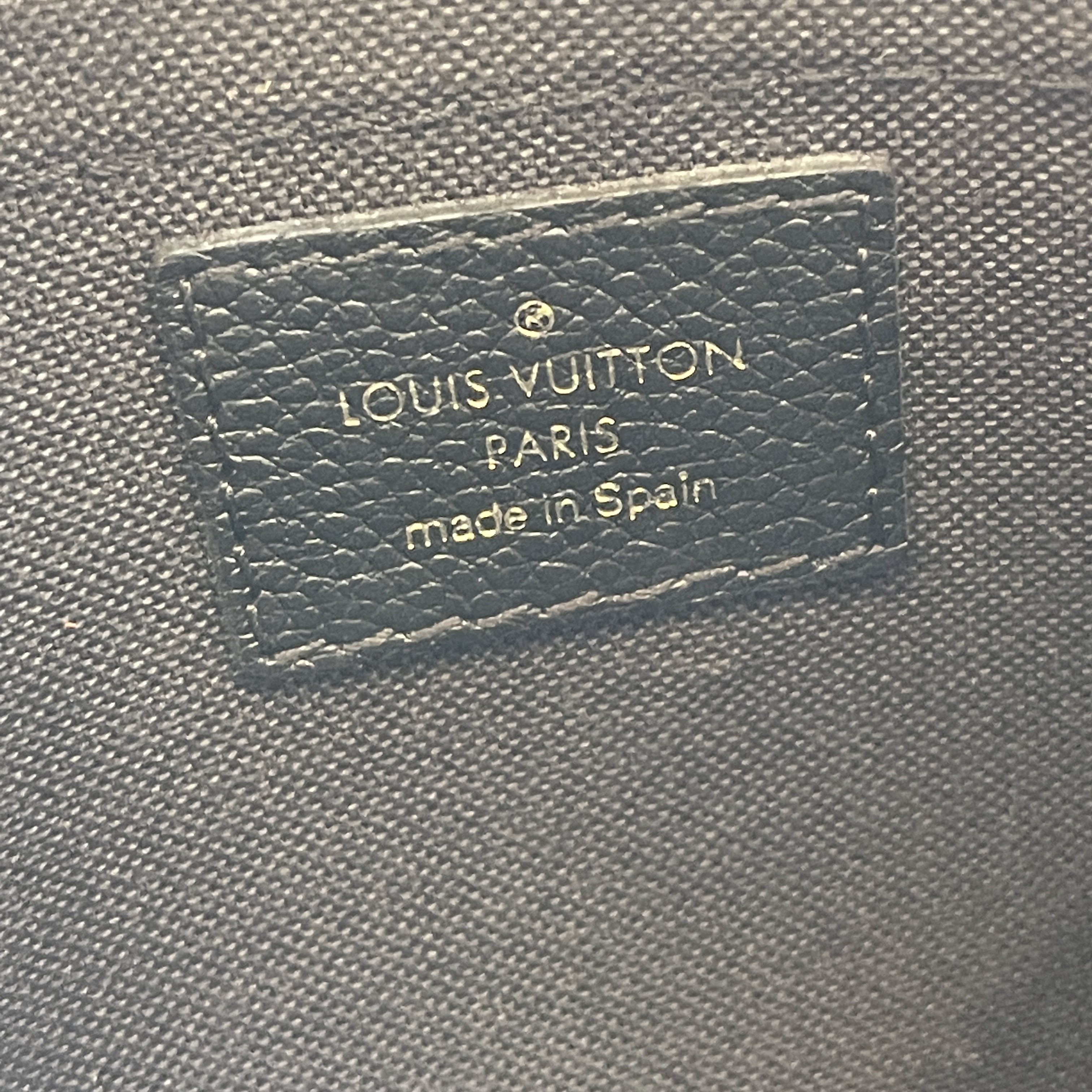 Louis Vuitton Pallas Black Leather ref.414590 - Joli Closet