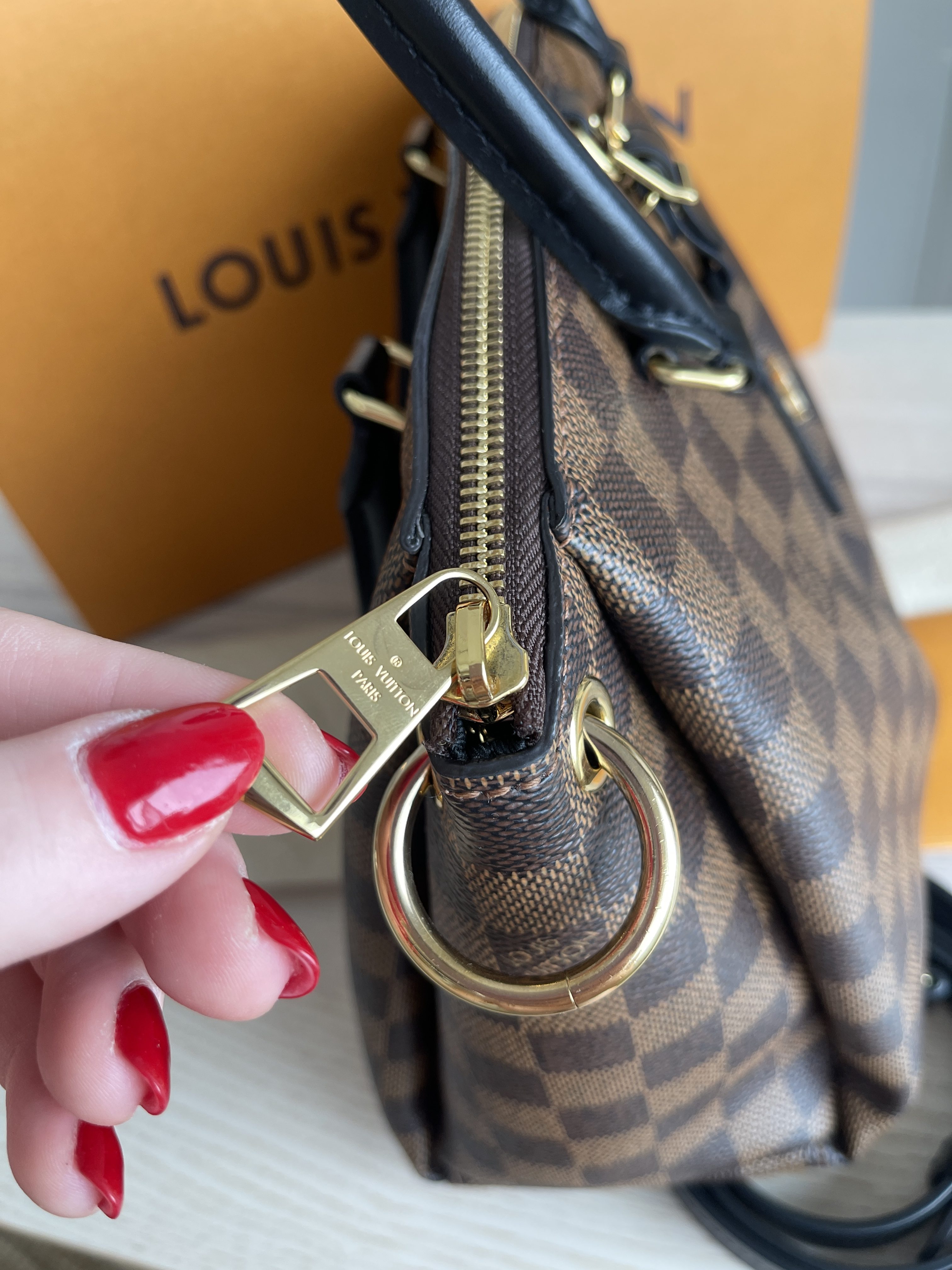 Louis Vuitton Odeon Tote PM Damier Canvas Handbag MSLOZXDU 14403000179 –  Max Pawn