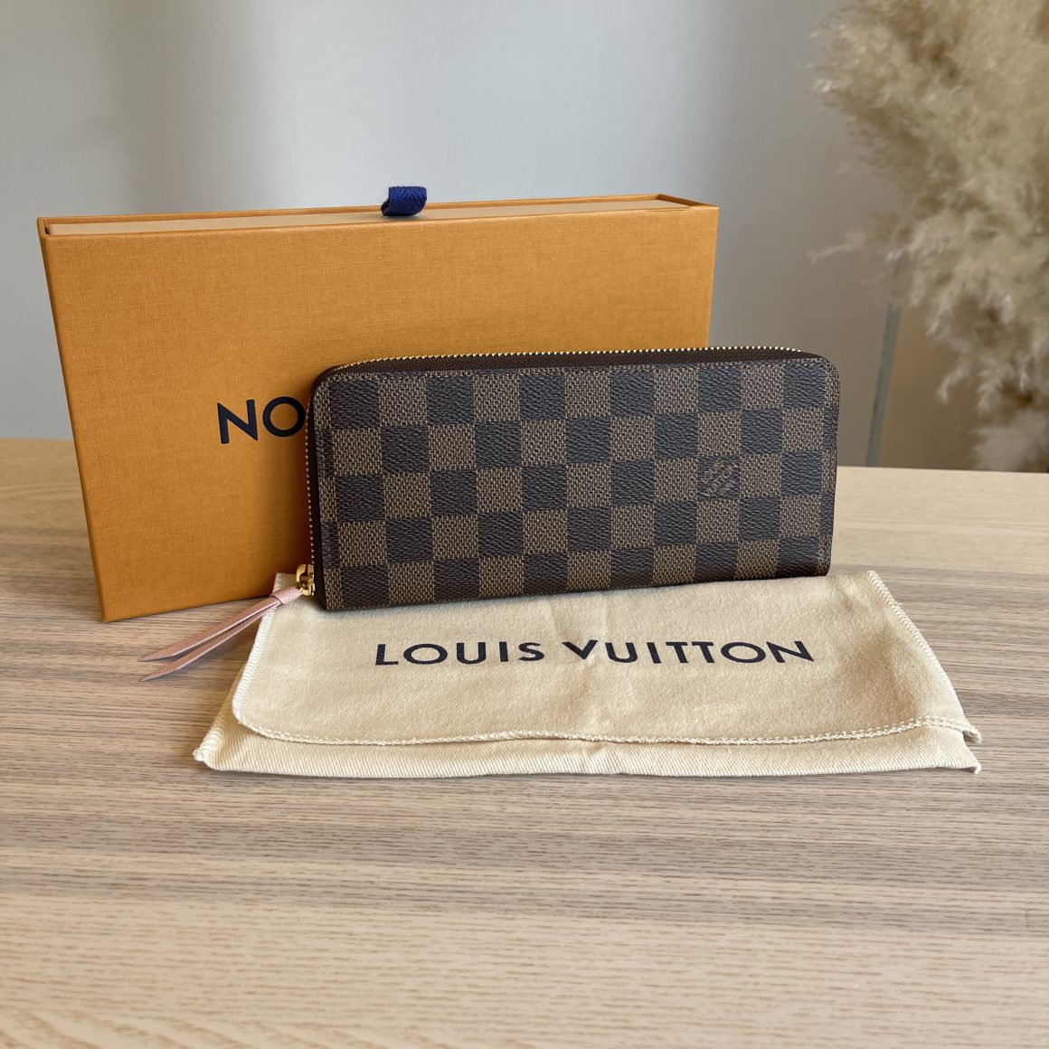 Louis Vuitton Clemence Zippy Wallet Monogram Canvas Rose Ballerine Retail  $590