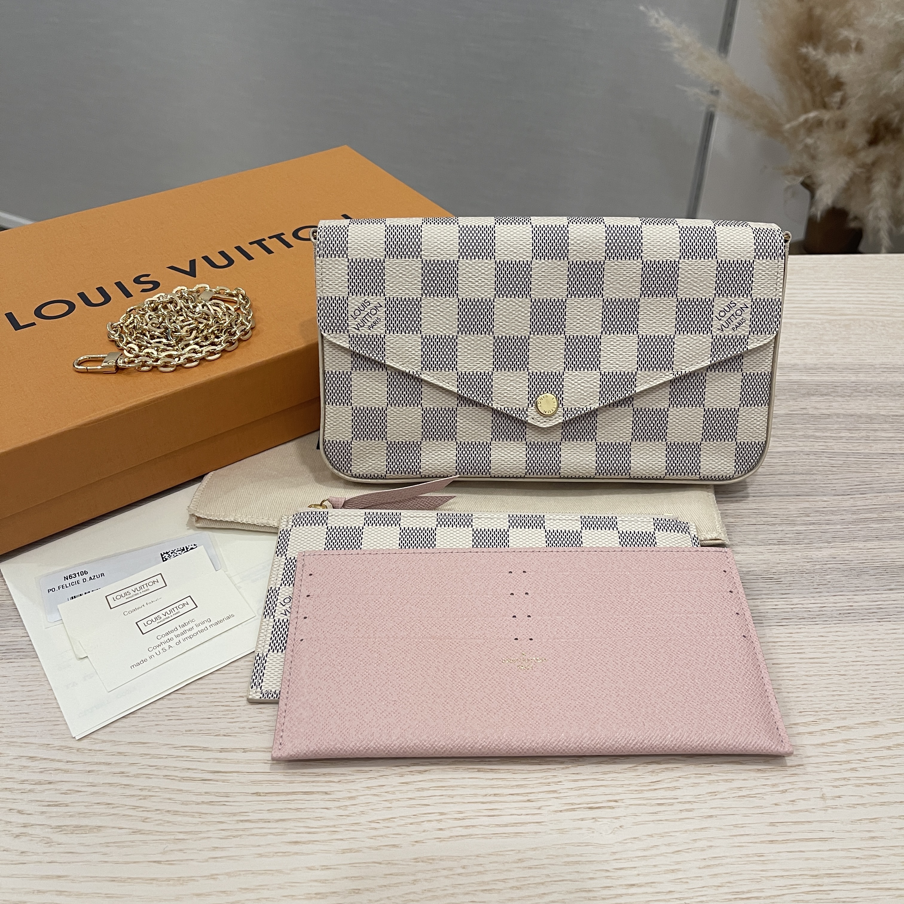 Louis Vuitton Felicie Damier Azur Rose Ballerine Chain White