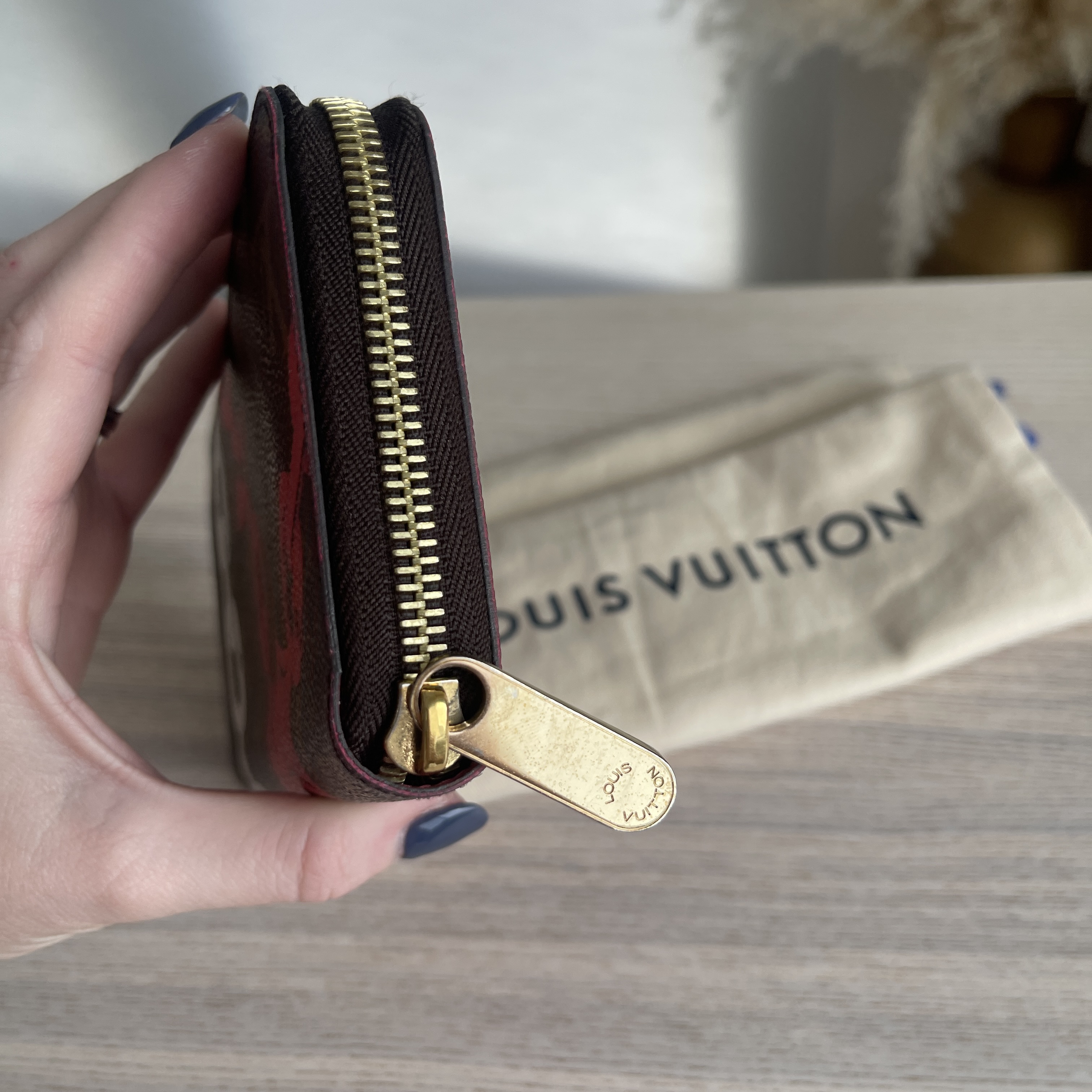 LOUIS VUITTON Japan Limited Edition Zippy Wallet Guimauve M81542 Epi L–  GALLERY RARE Global Online Store