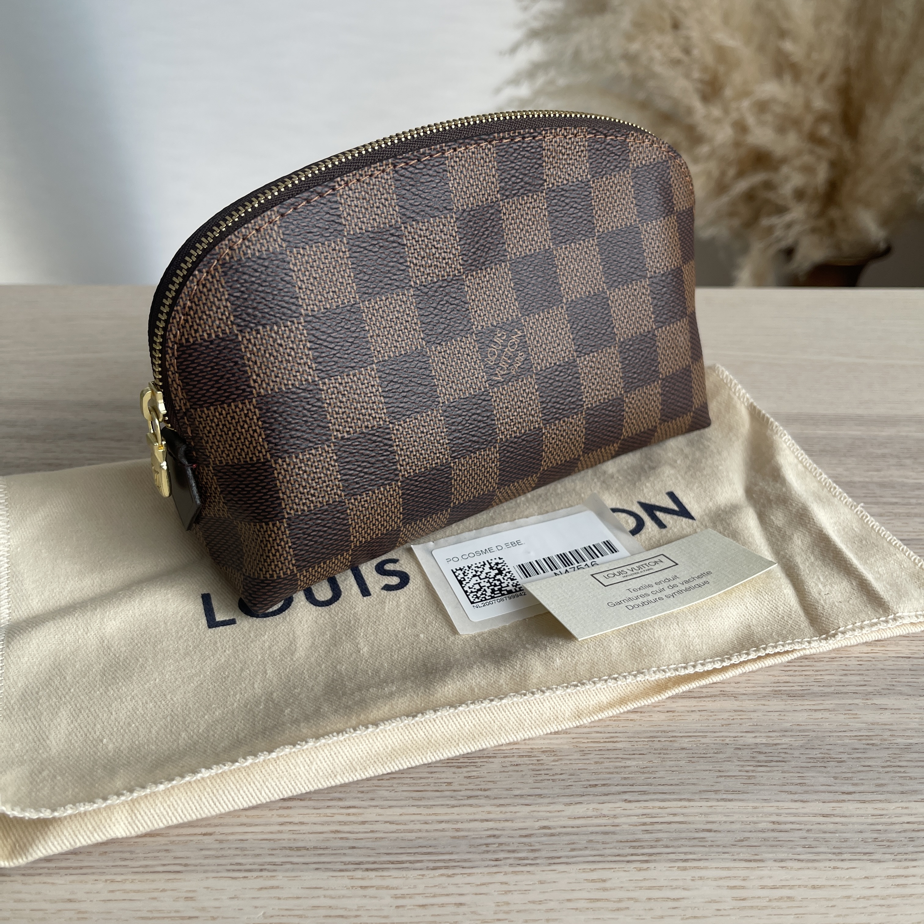 Lv Cosmetic Pouch Pm In Damier Ebene