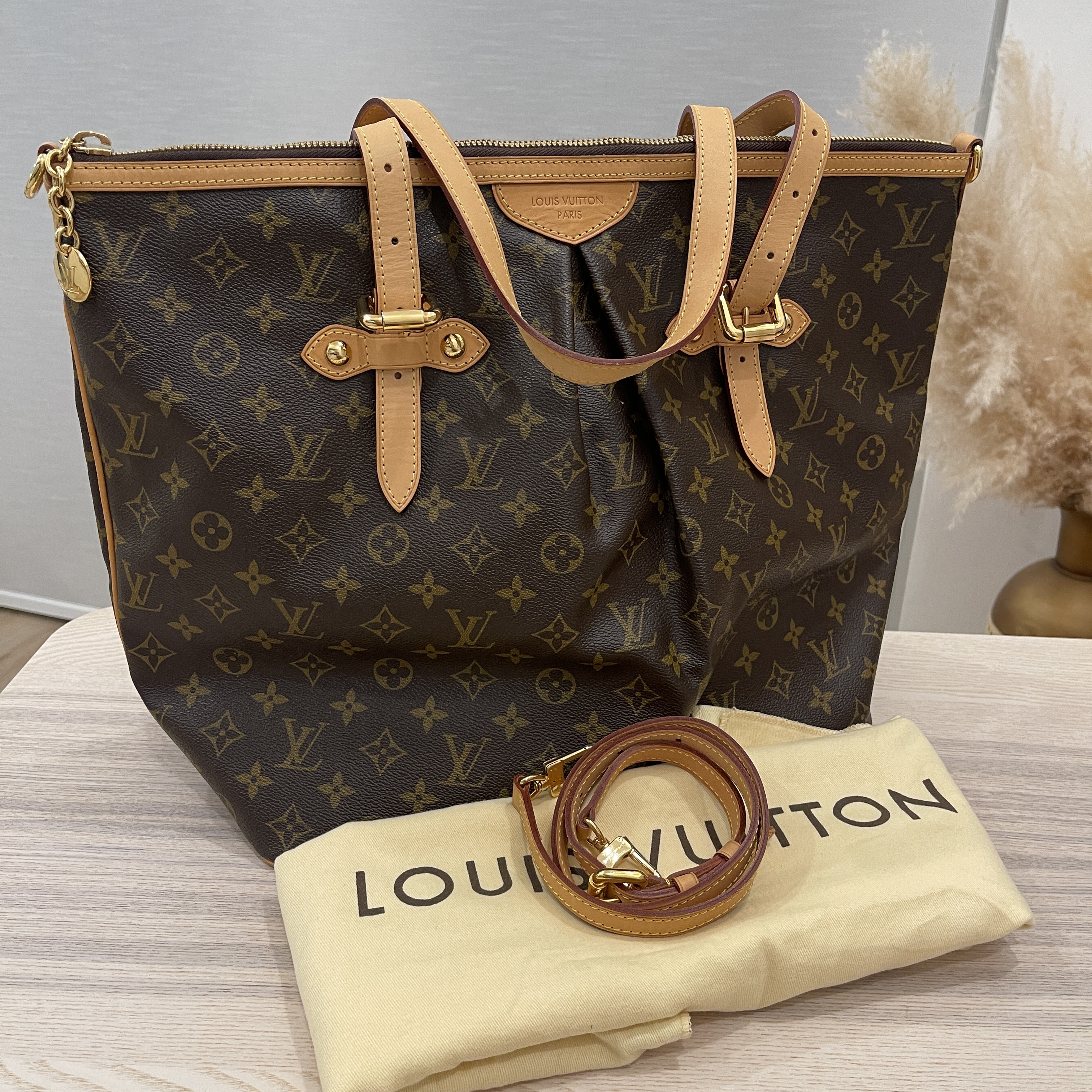 Louis Vuitton Palermo GM Monogram – Bag Religion