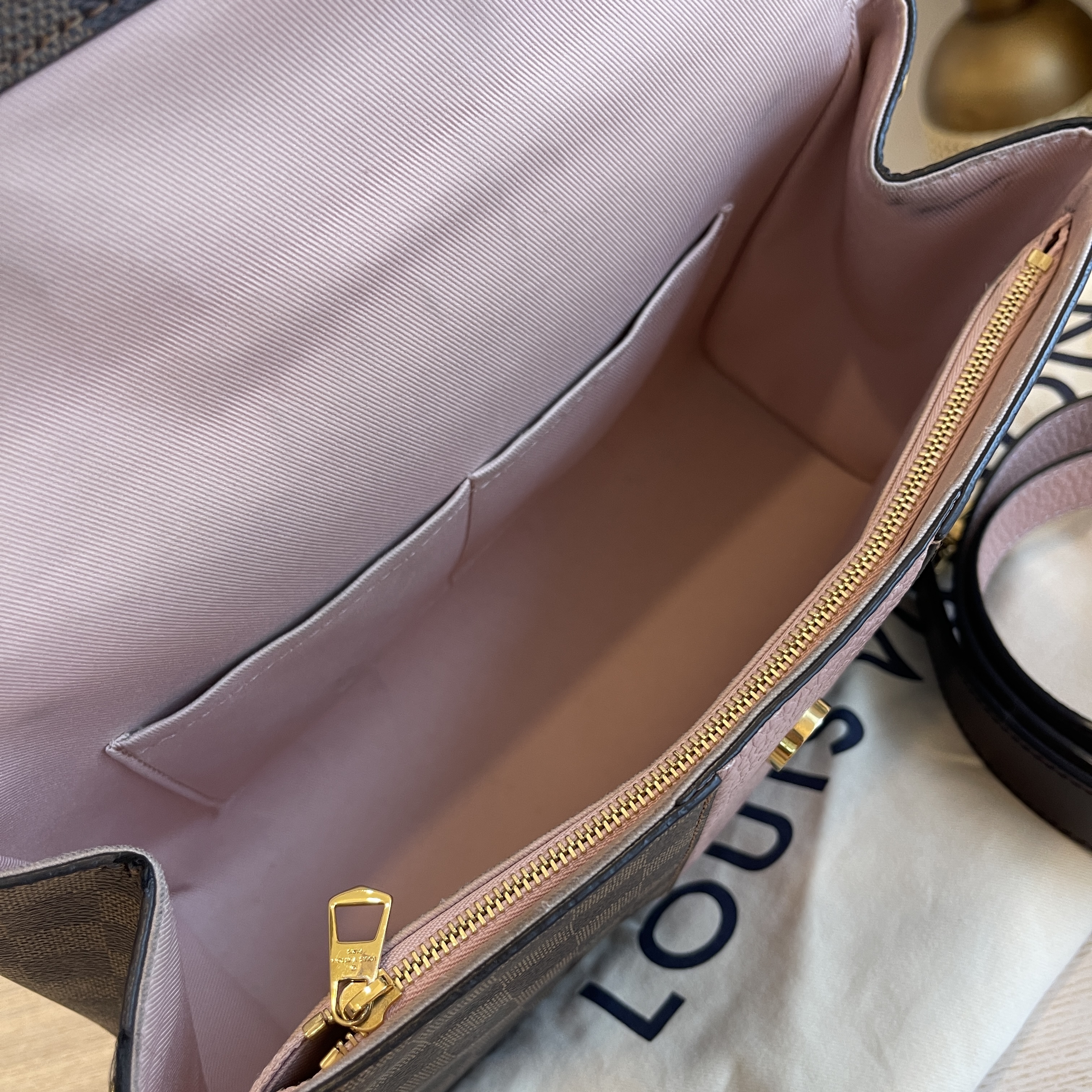 Louis Vuitton Bond Street Handbag 361449