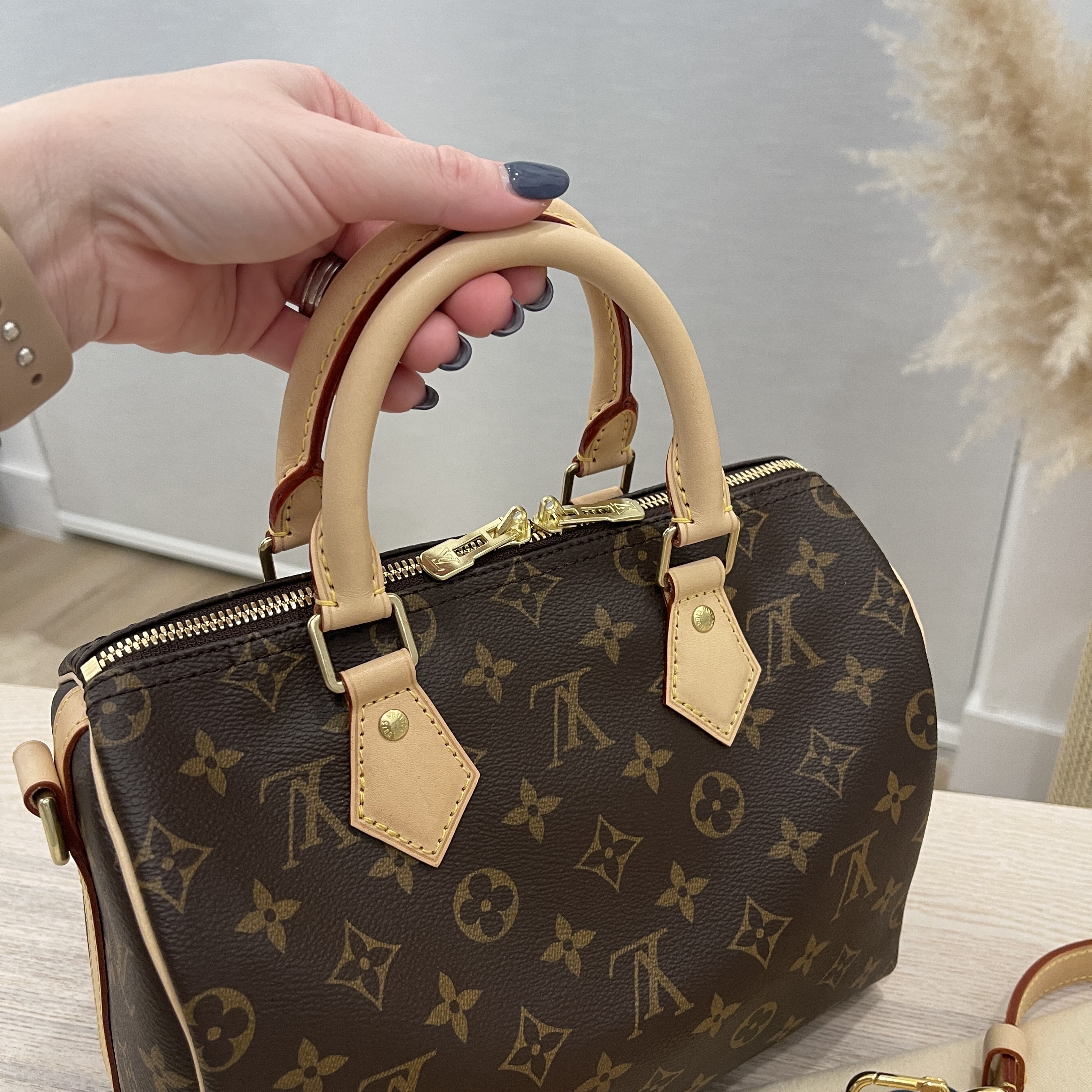 Some day Louis Vuitton Speedy 25 Bandouliere.  .com/eng-us/products/speedy-bandouliere-25-monogram-008…