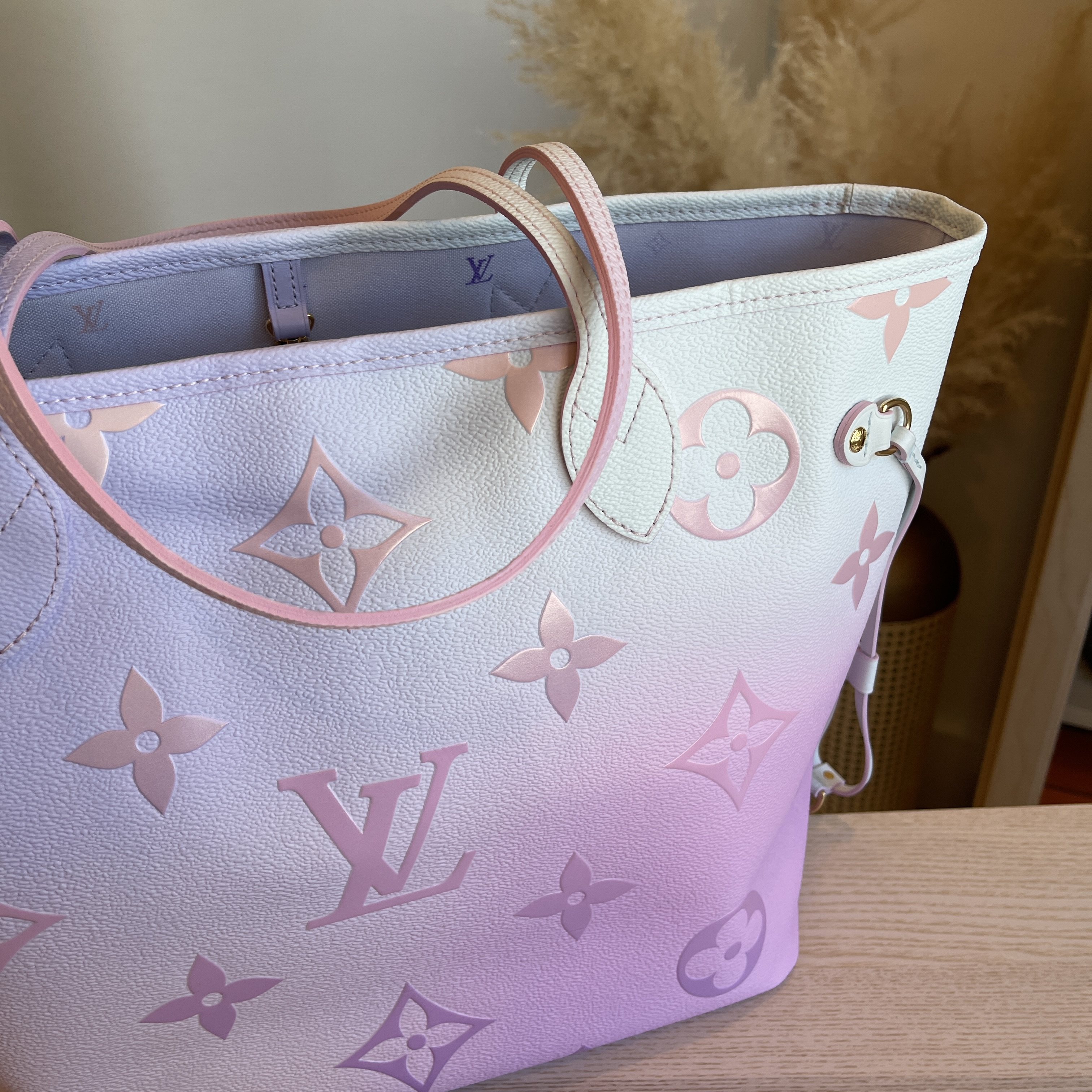 Louis Vuitton Sunrise Pastel Neverfull MM 🌸 Spring in the City