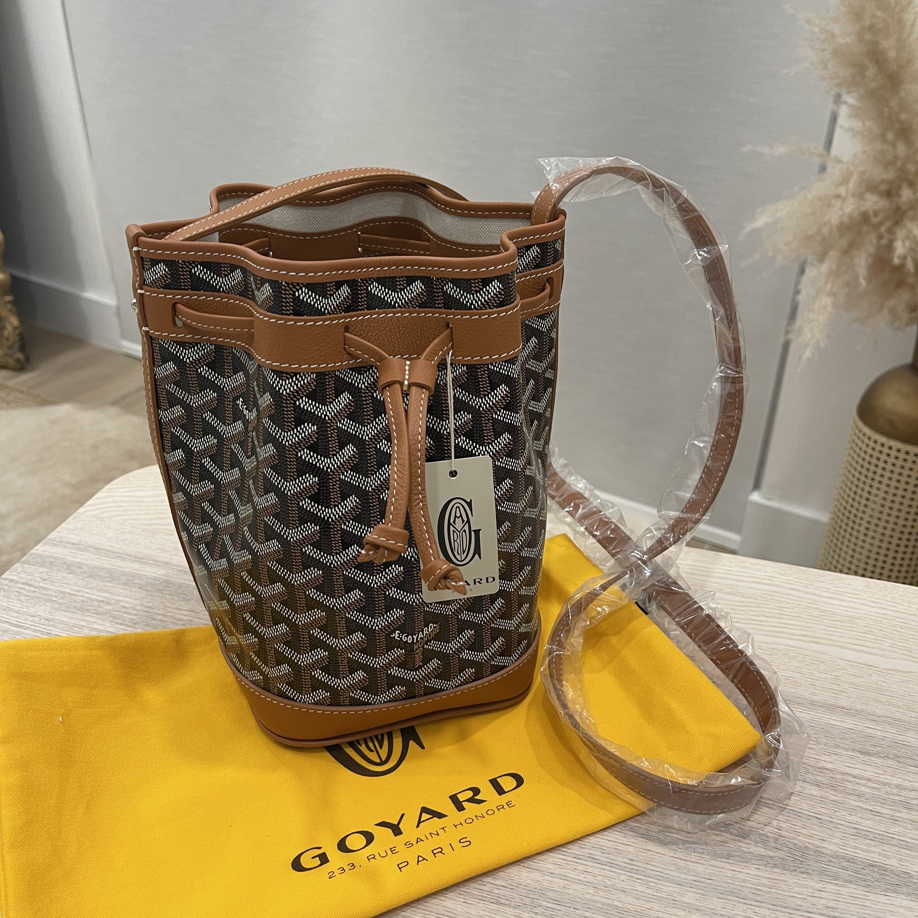 GOYARD-Goyard Petit Flot Bucket Bag PM Black and Tan