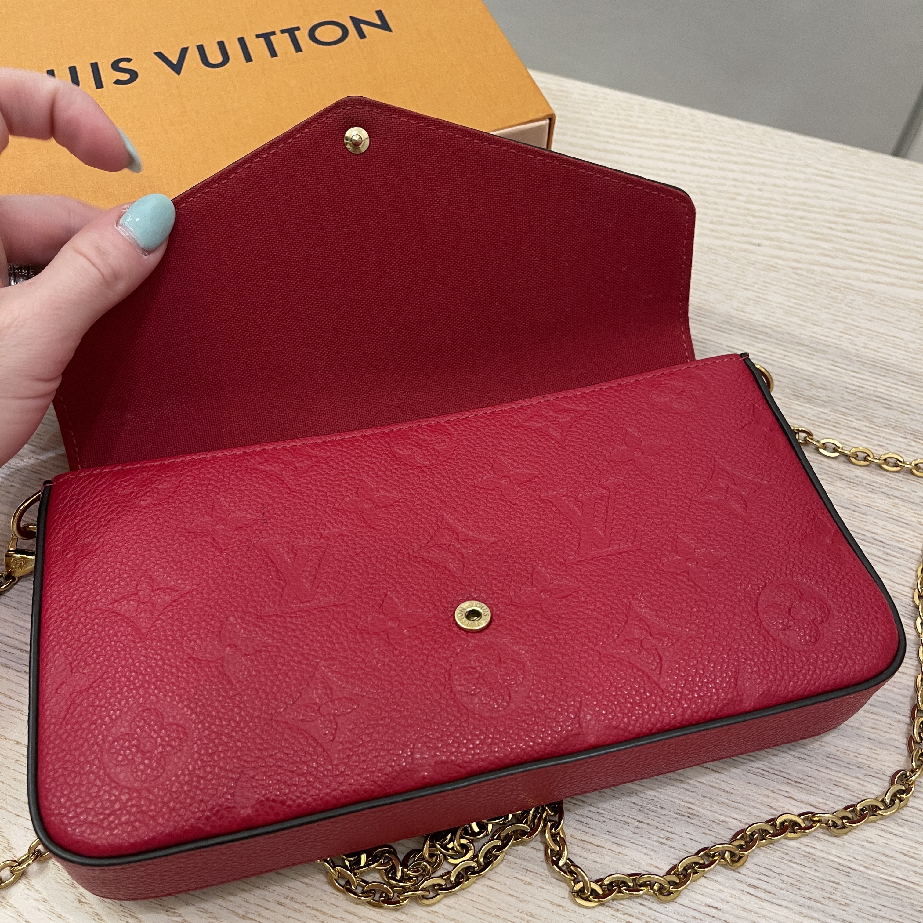 Louis Vuitton Empreinte Pochette Felicie Chain Wallet Cerise