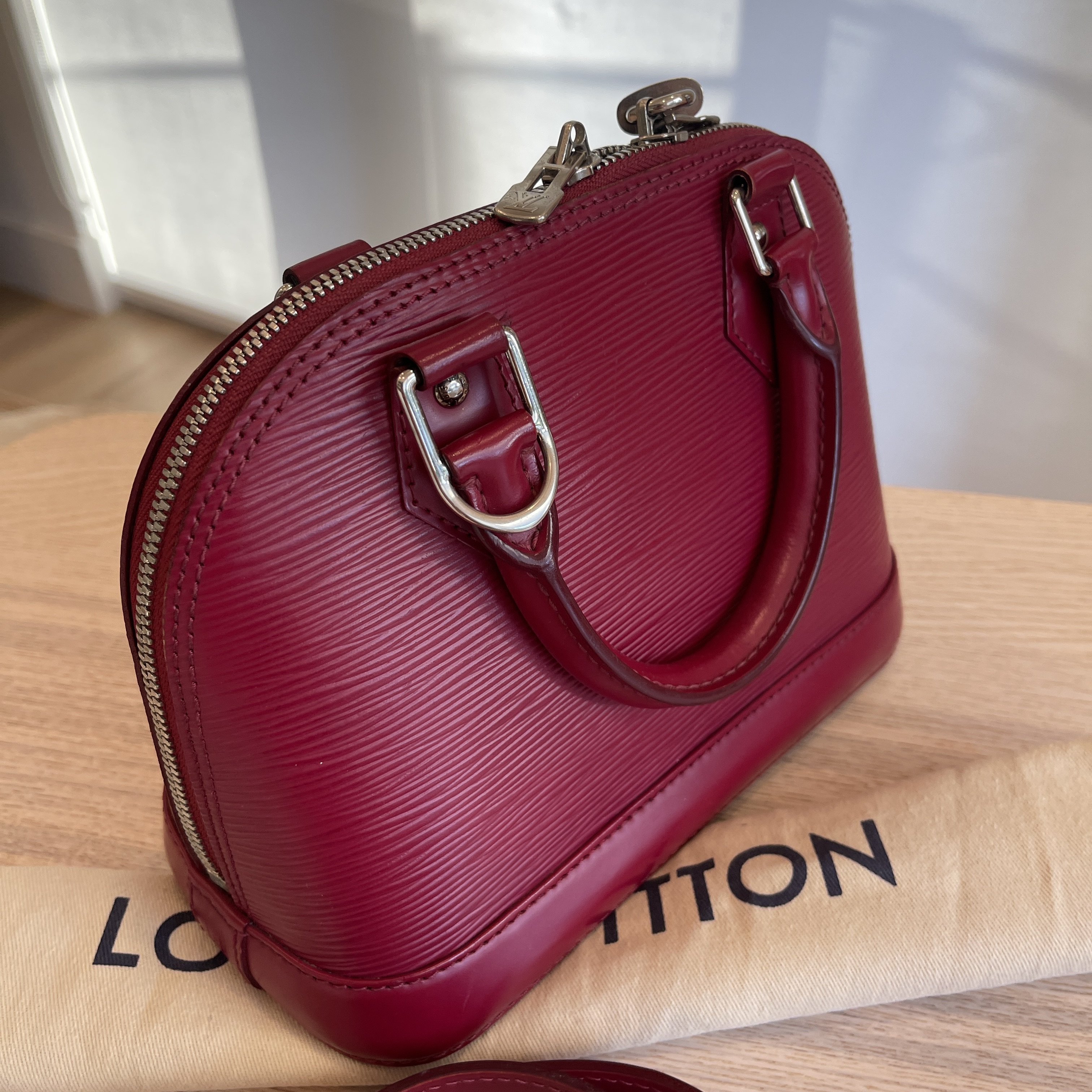 Louis Vuitton Alma BB in Fuchsia Epi Leather - SOLD