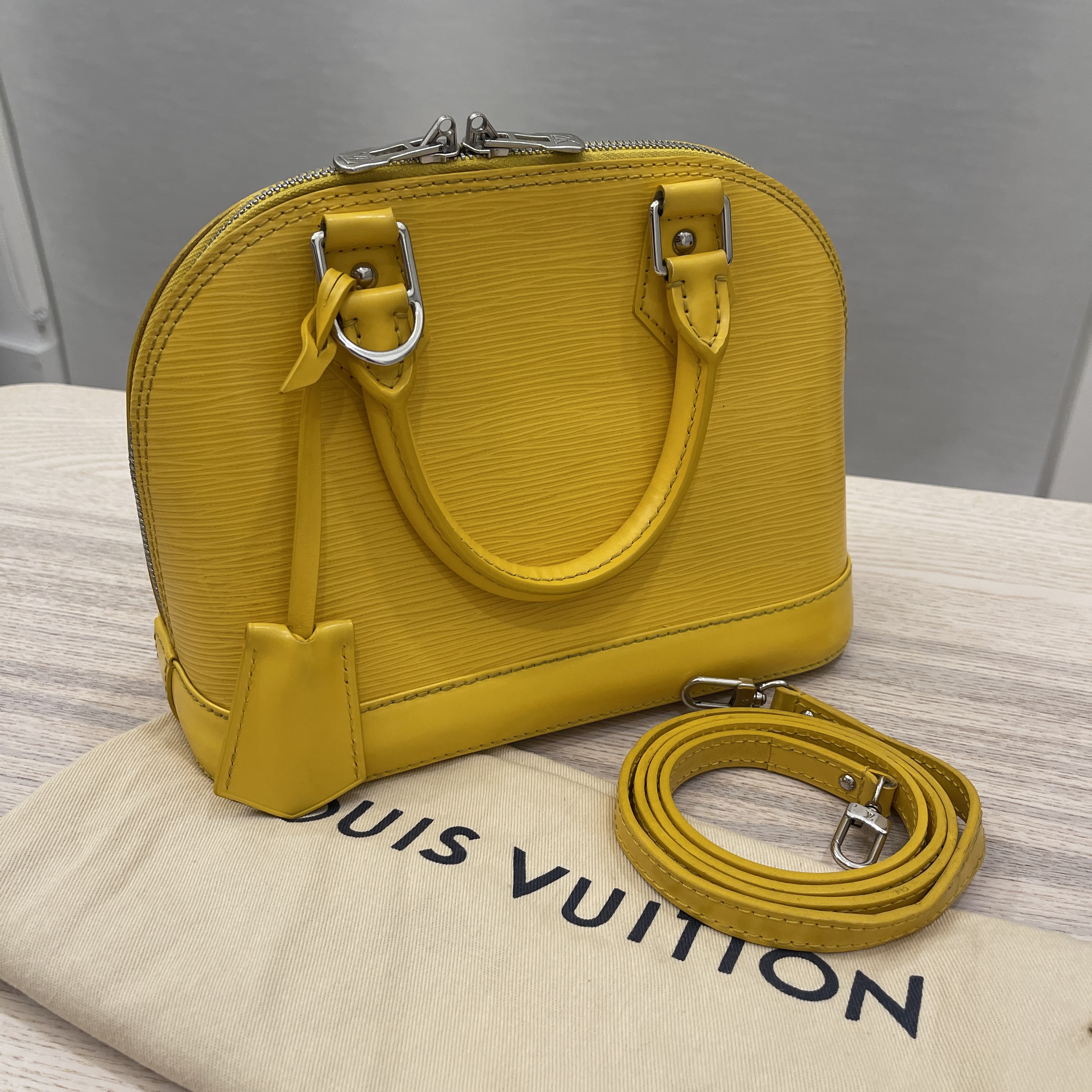 Louis Vuitton EPI Alma Bb Yellow Citron
