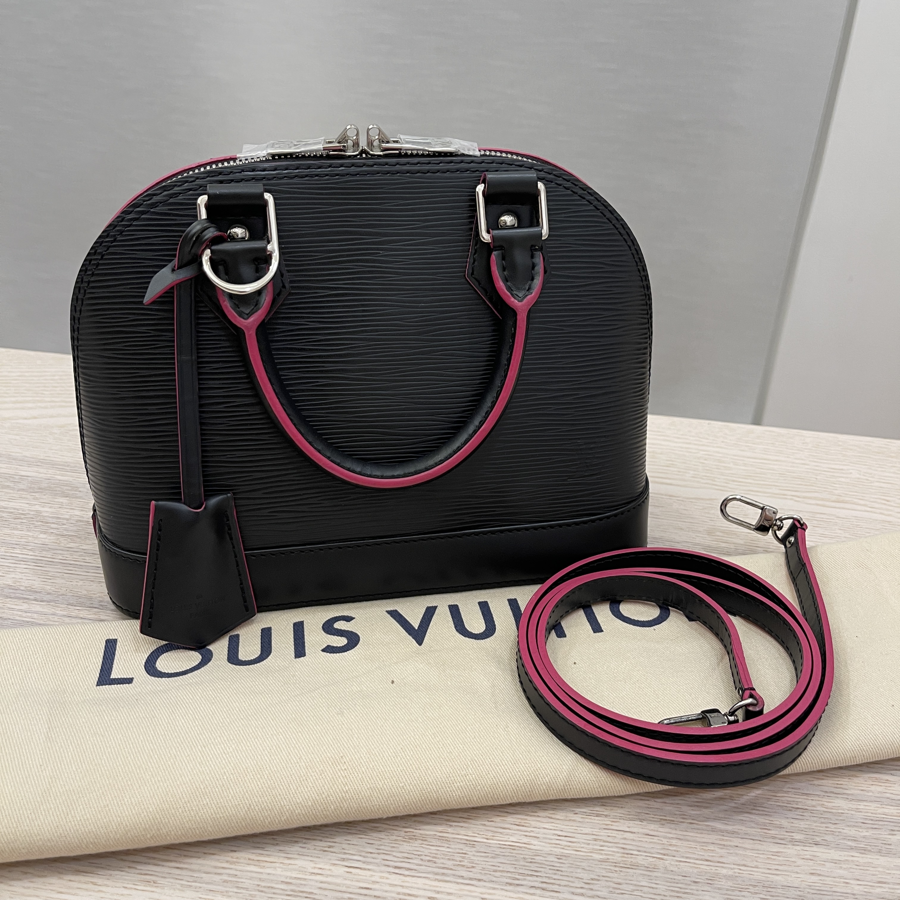 Louis Vuitton Epi Alma BB Black Hot Pink