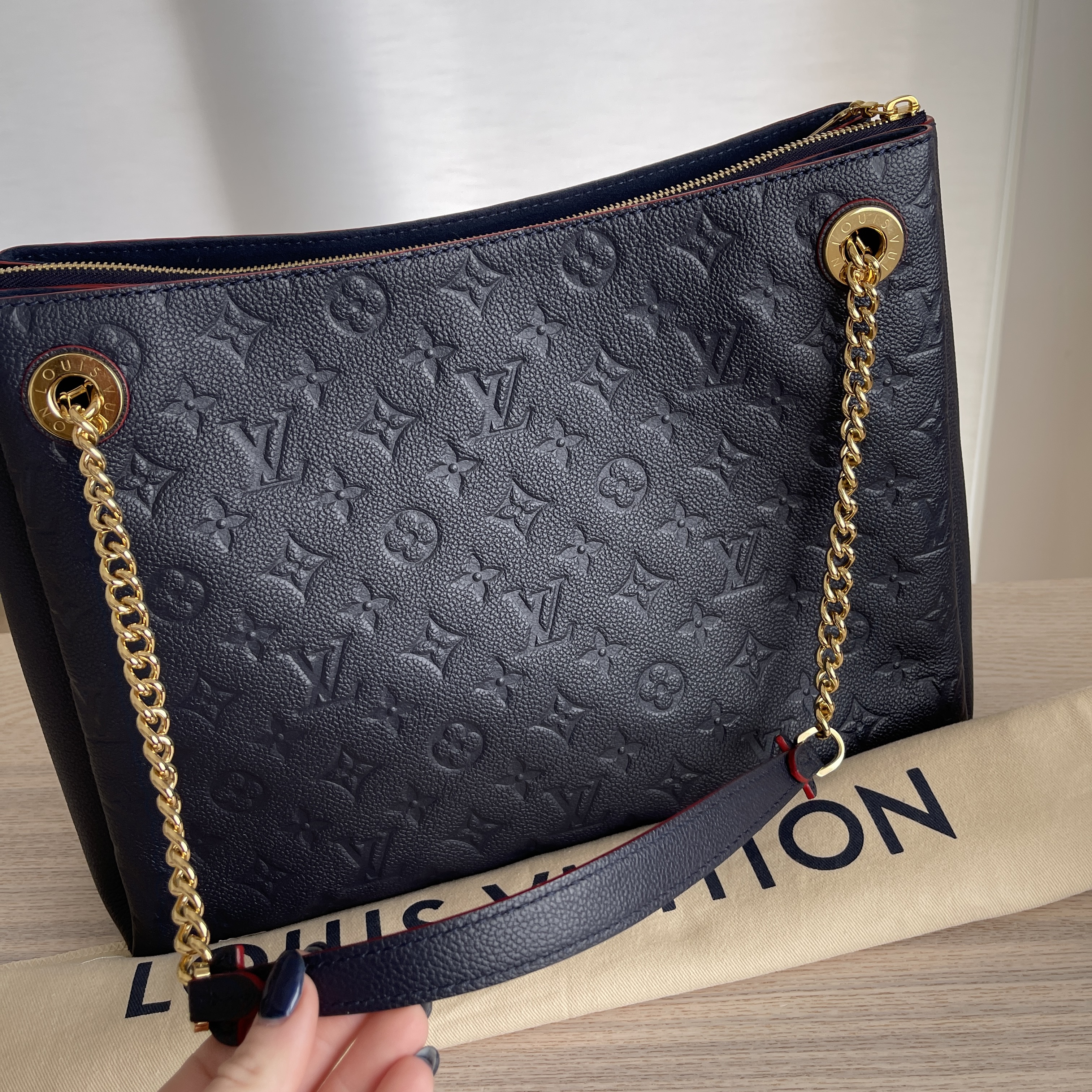 Louis Vuitton, Bags, Authentic Lv Surene Mm Shoulder Bag