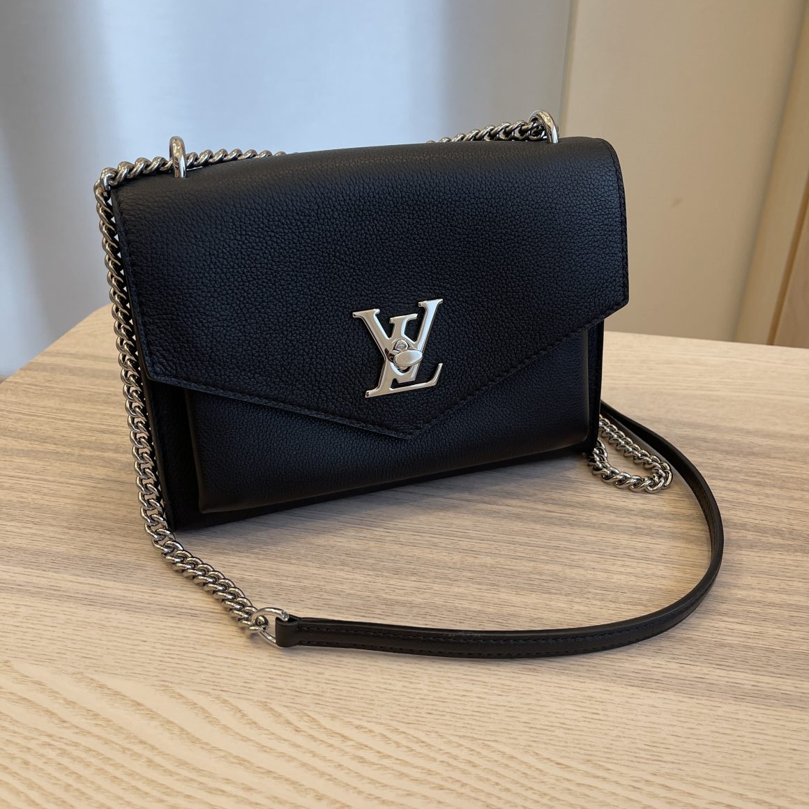 Louis Vuitton Soft Calfskin My Lockme Chain Bag BB Arizona Quartz Caramel 