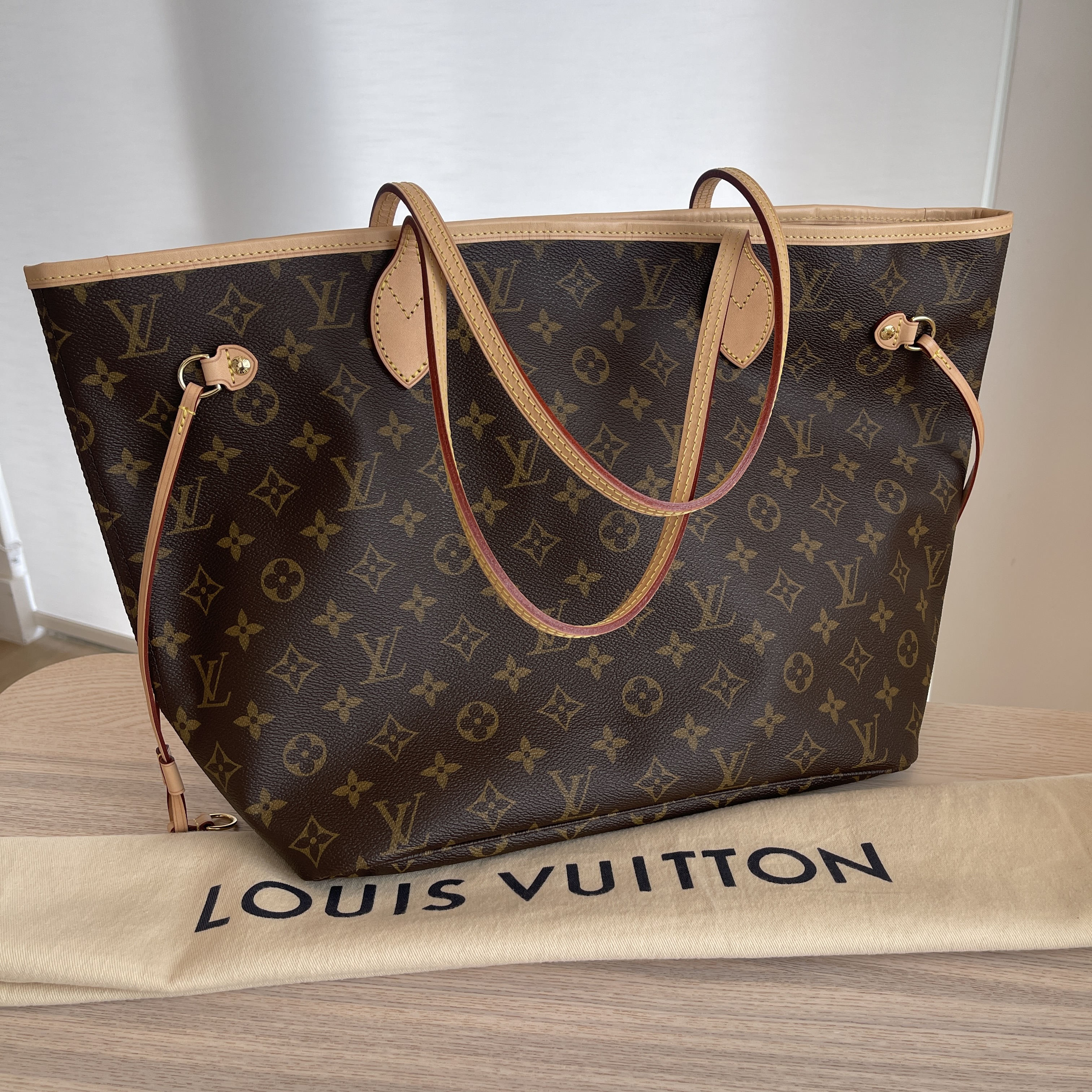 Louis Vuitton Monogram Neverfull MM Beige