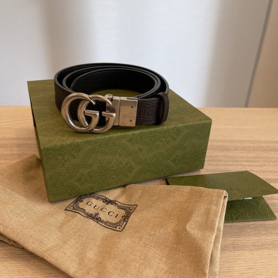 Gucci Mens Reversible Leather Belt with Double G Buckle Black / Brown Size 100