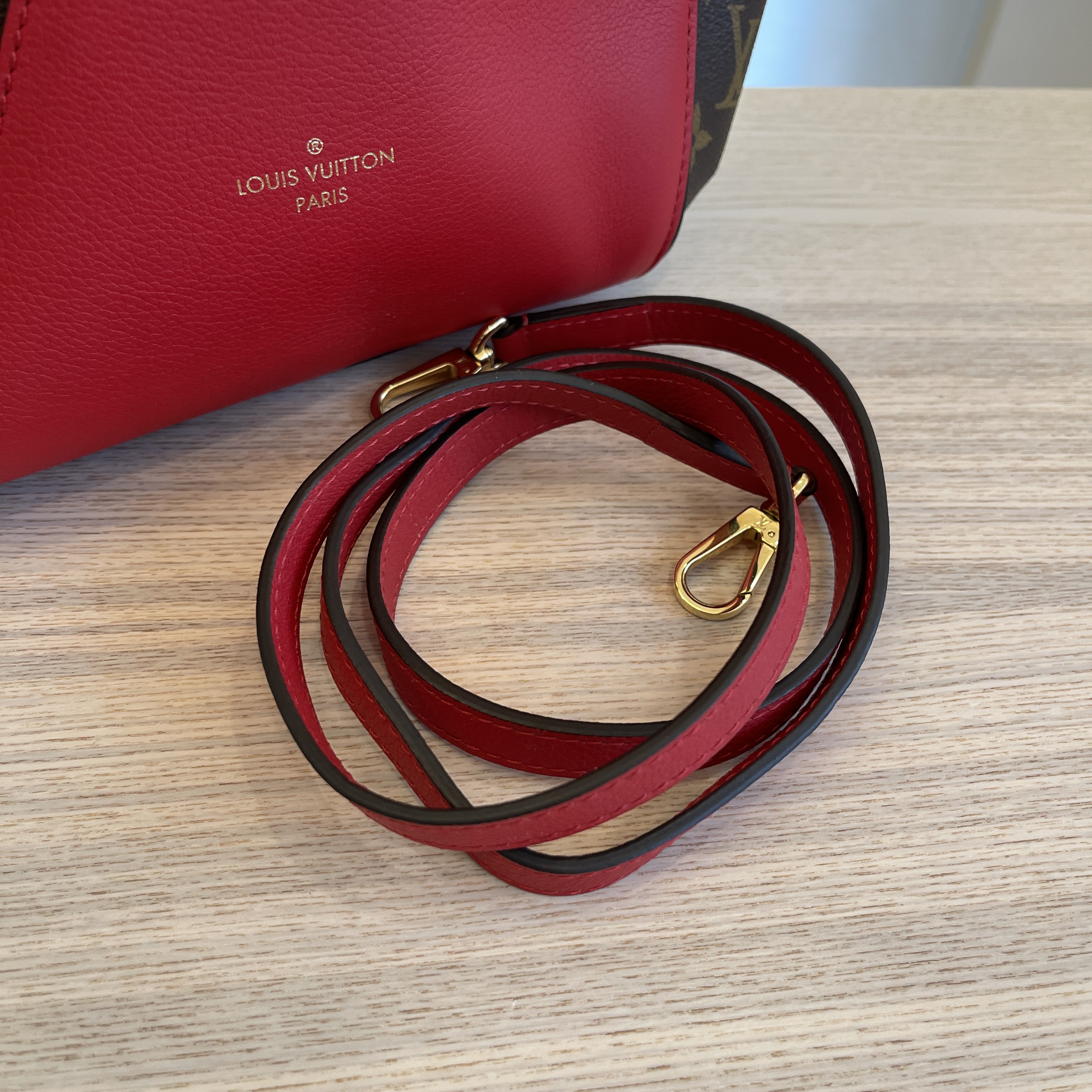 Authentic Louis Vuitton Red/Monogram Kimono PM Bag – Luxe Touch