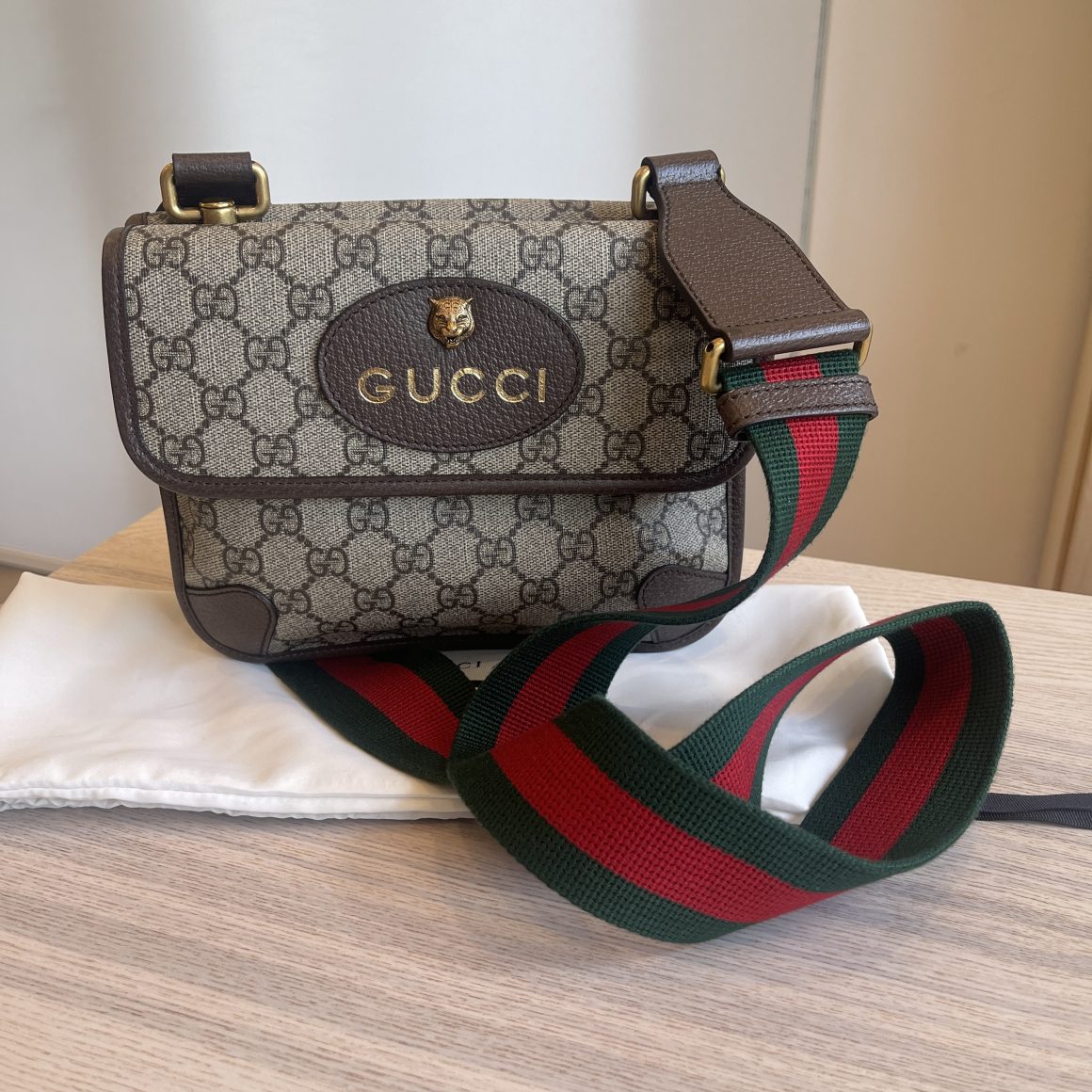 Gucci 501050 best sale