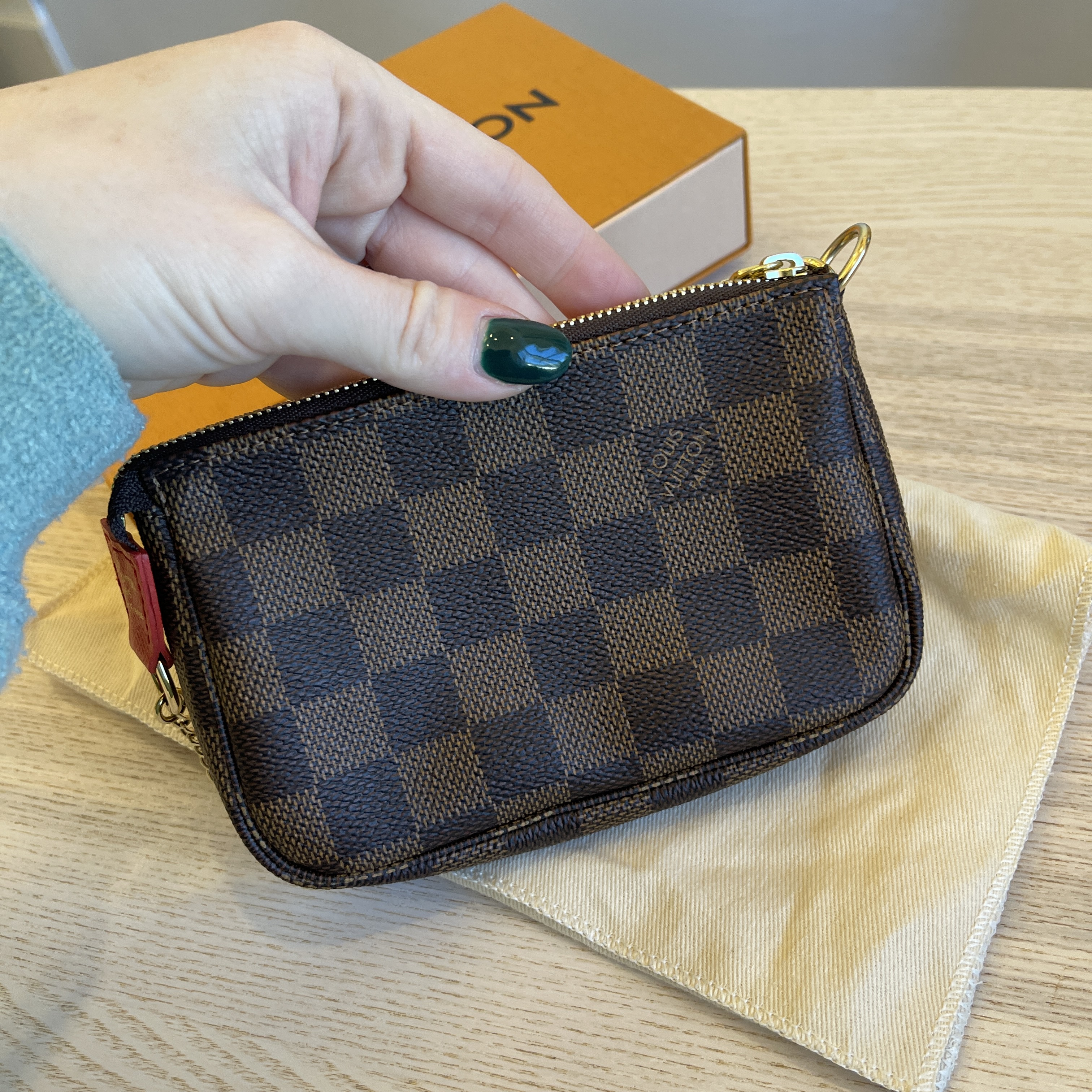 LOUIS VUITTON Mini Pochette DAMIER EBENE Christmas 2019 PARIS RARE!!!