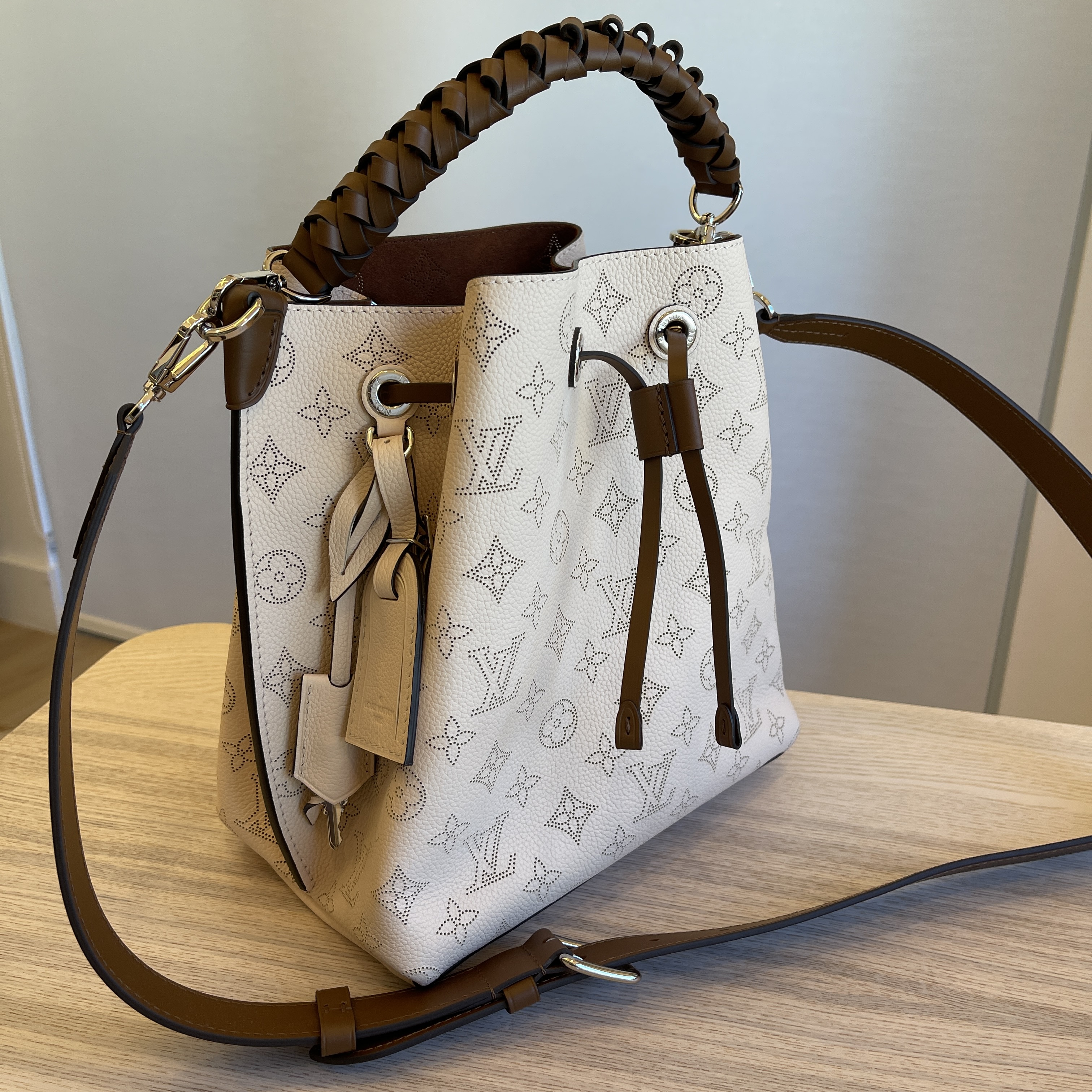 Louis Vuitton Muria Cream Mahina