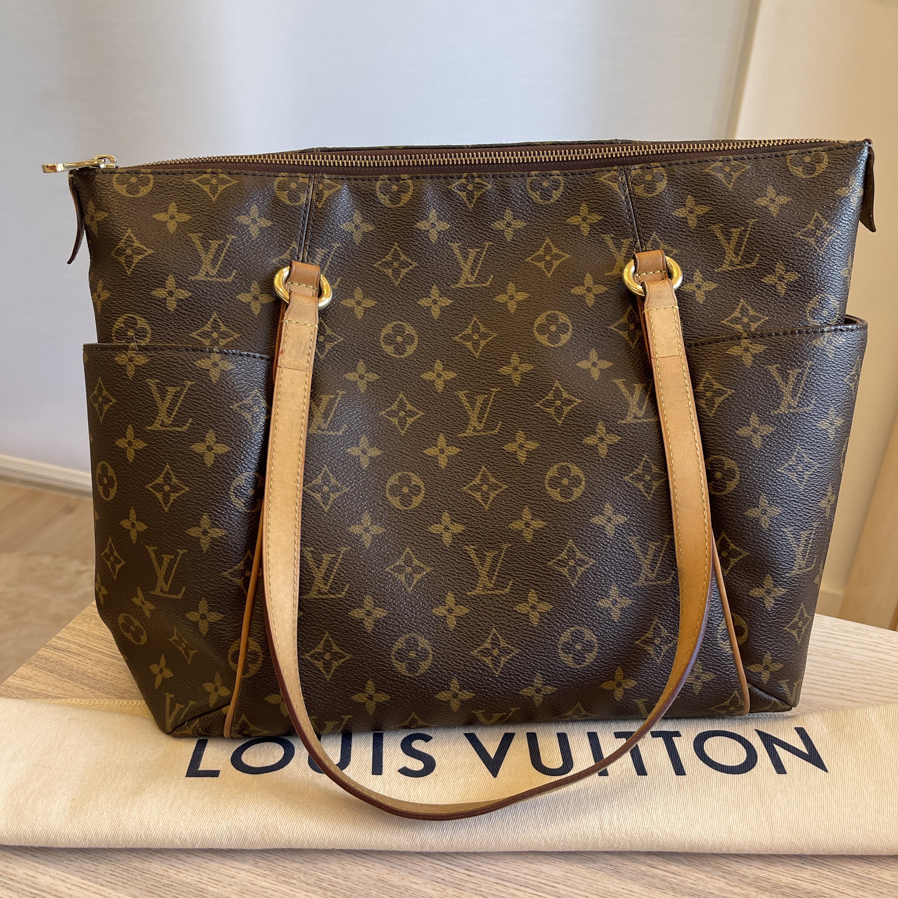 Totally MM Monogram in 2023  Louis vuitton totally, Monogram