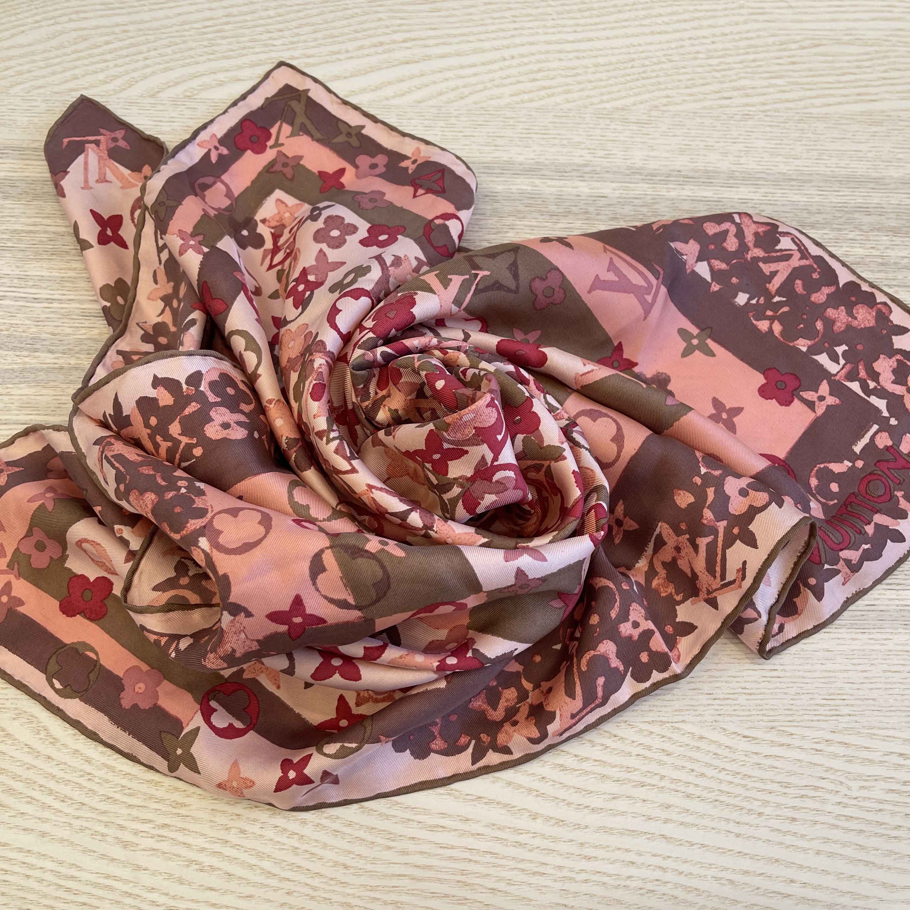 Vintage Flower Scarf Monogram Shirt - Women - Ready-to-Wear