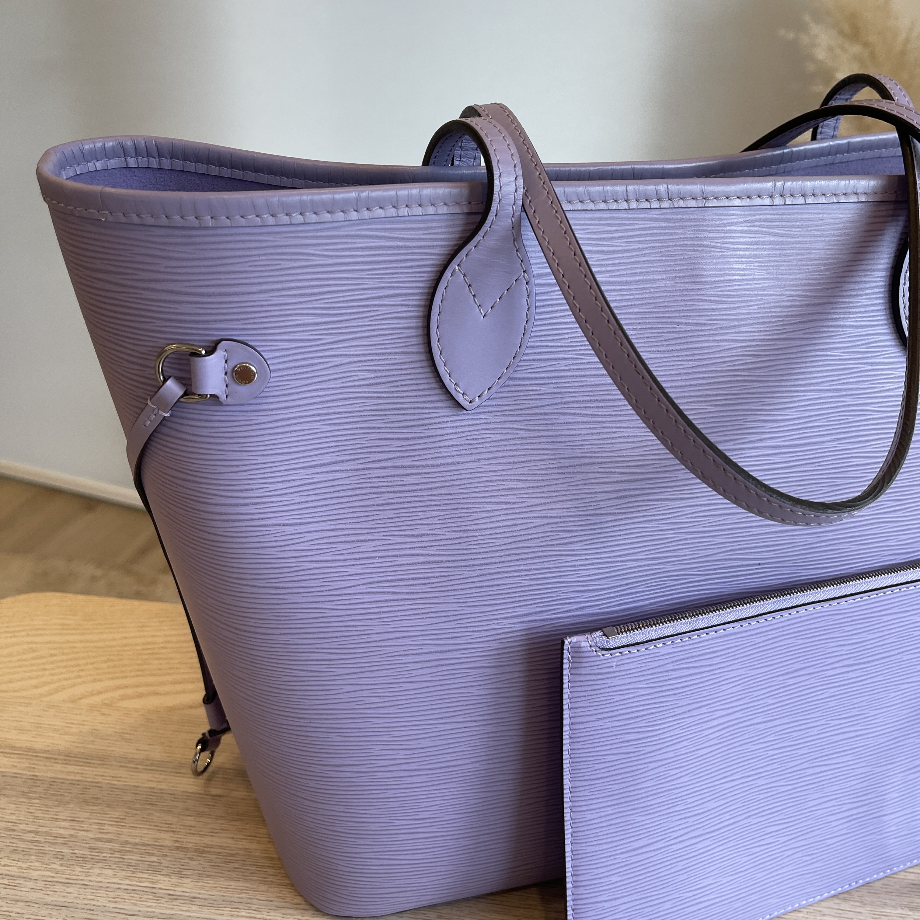 Louis Vuitton Epi Neverfull MM Lilac