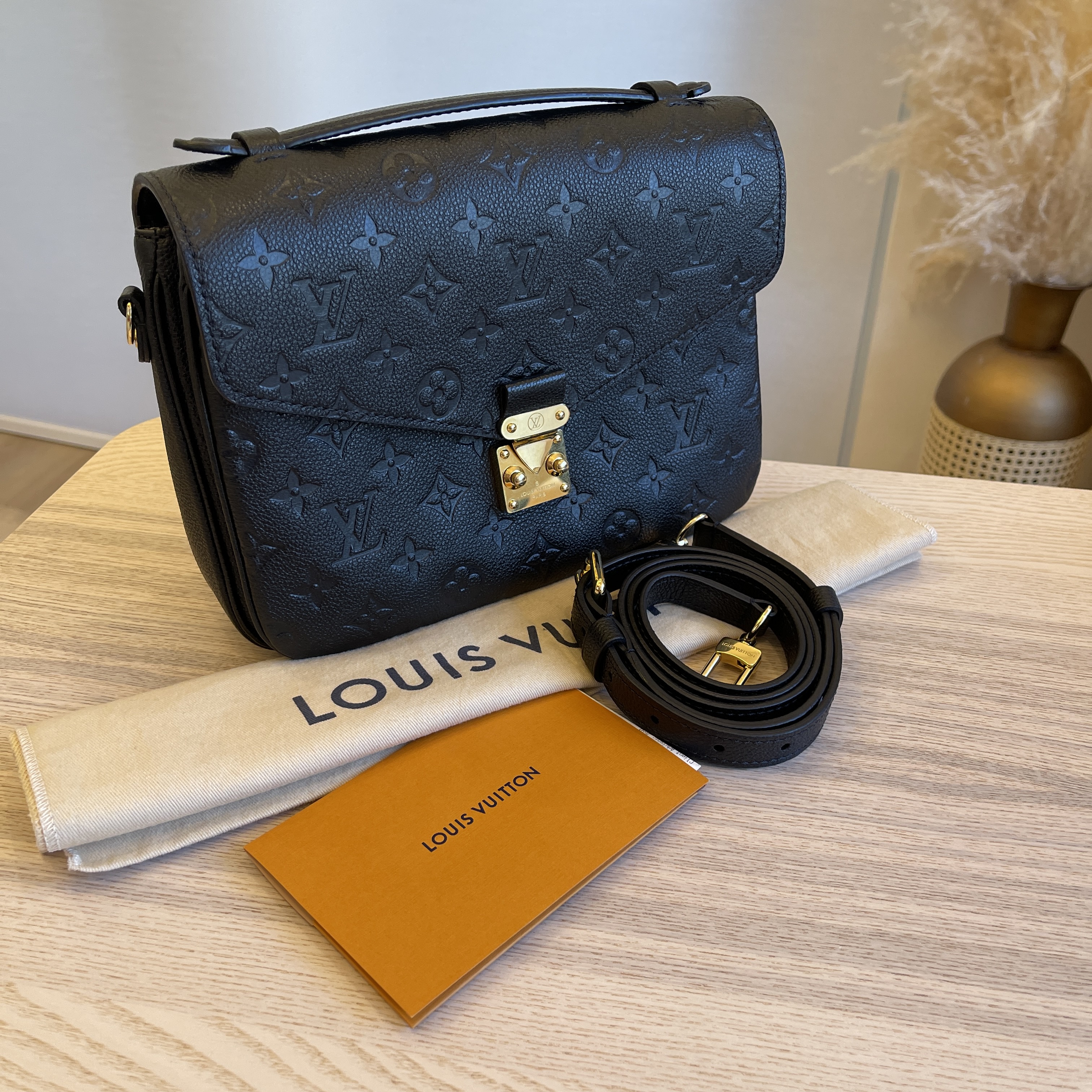 Pochette metis empreinte noir deals