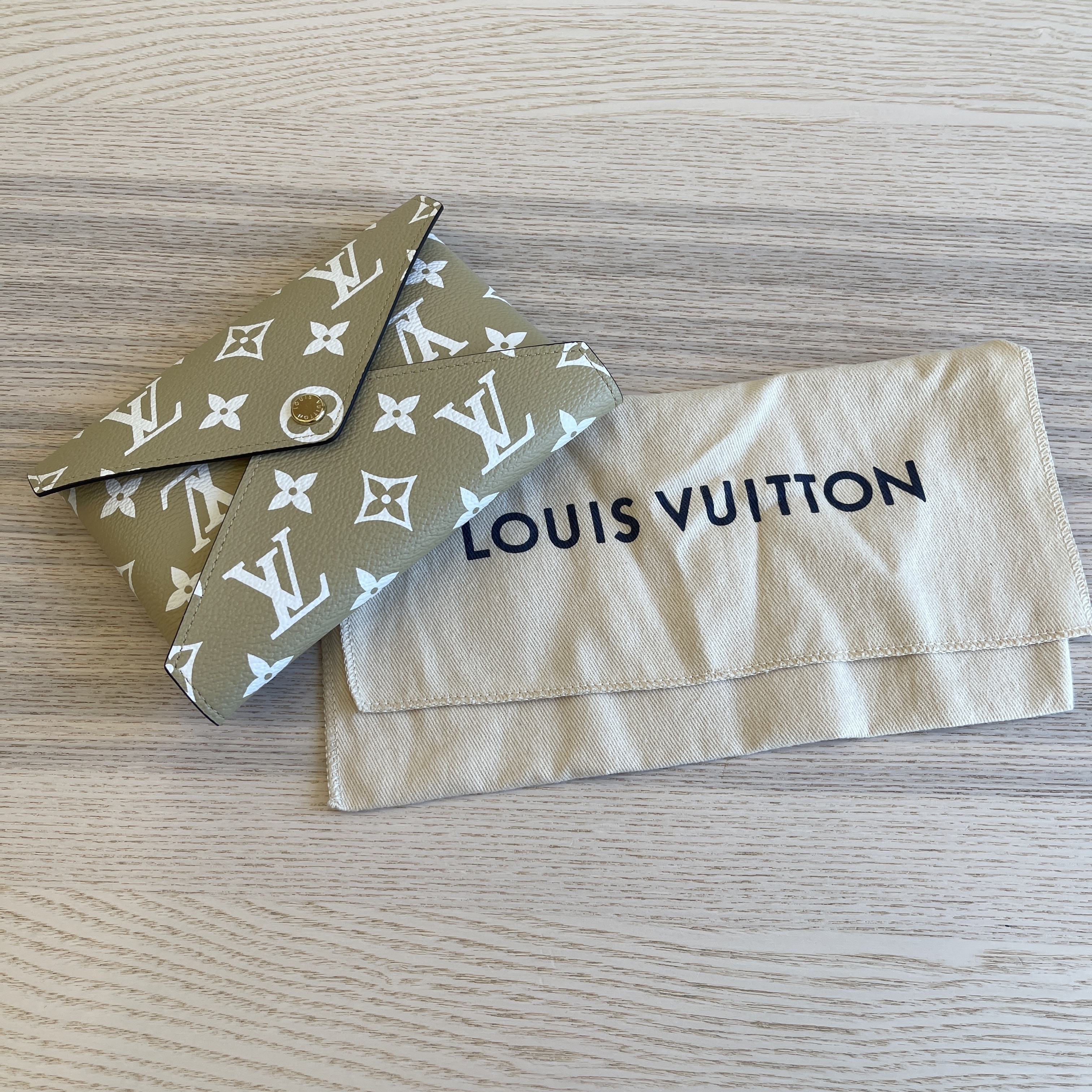 Louis Vuitton Monogram Medium Kirigami Pochette Insert