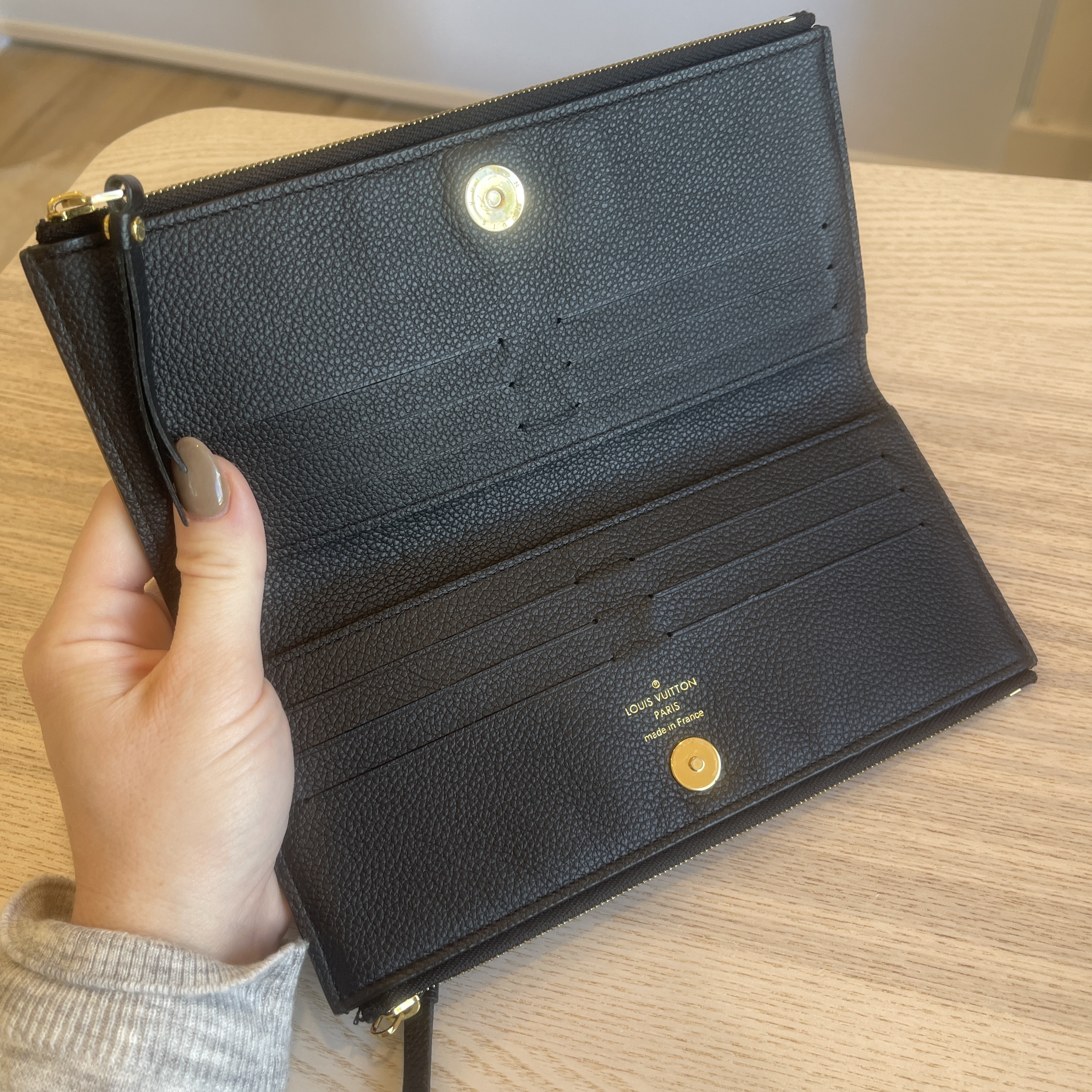 Louis Vuitton Empreinte Adele Wallet Noir