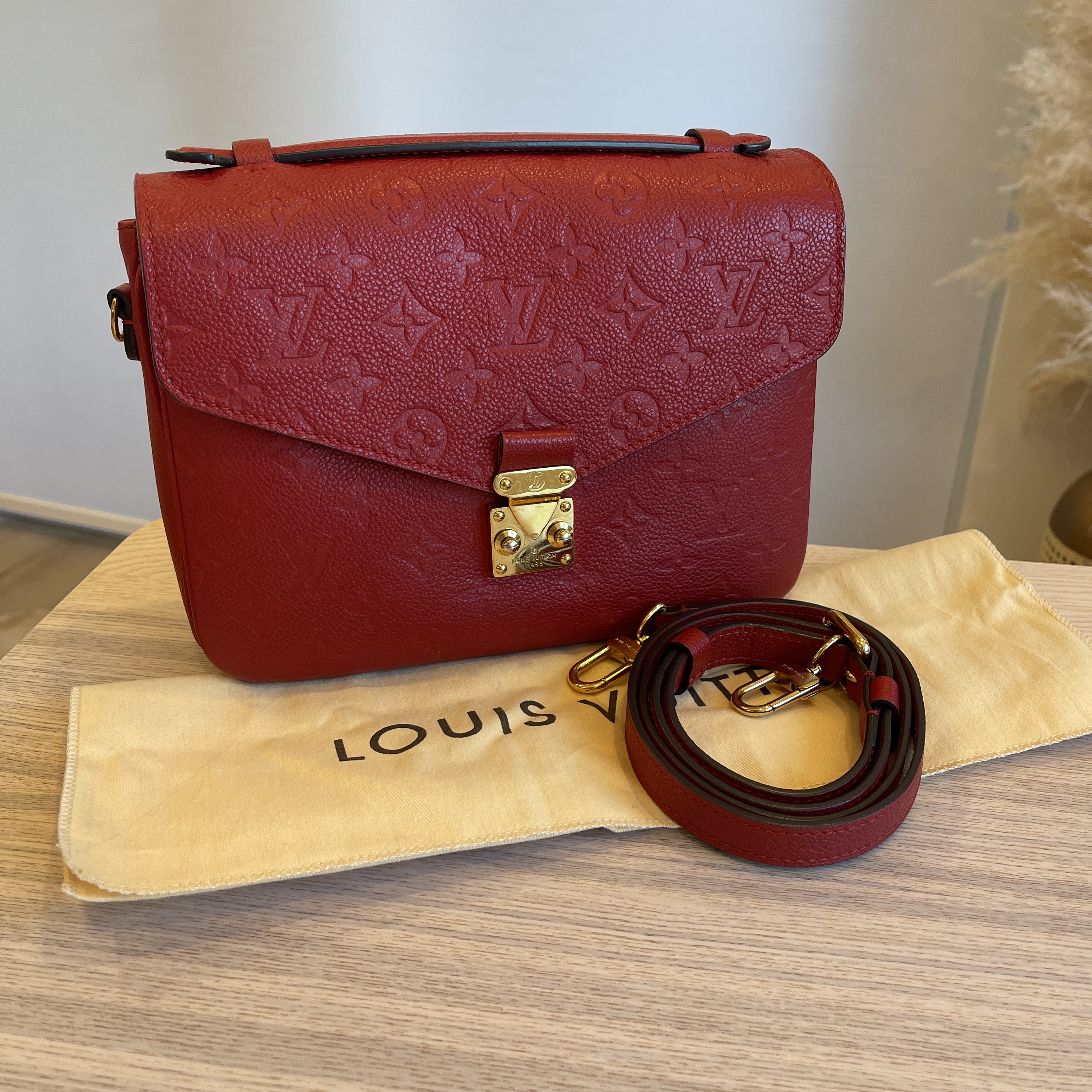 Louis Vuitton Pochette Métis Empreinte Cerise Red Leather Cross