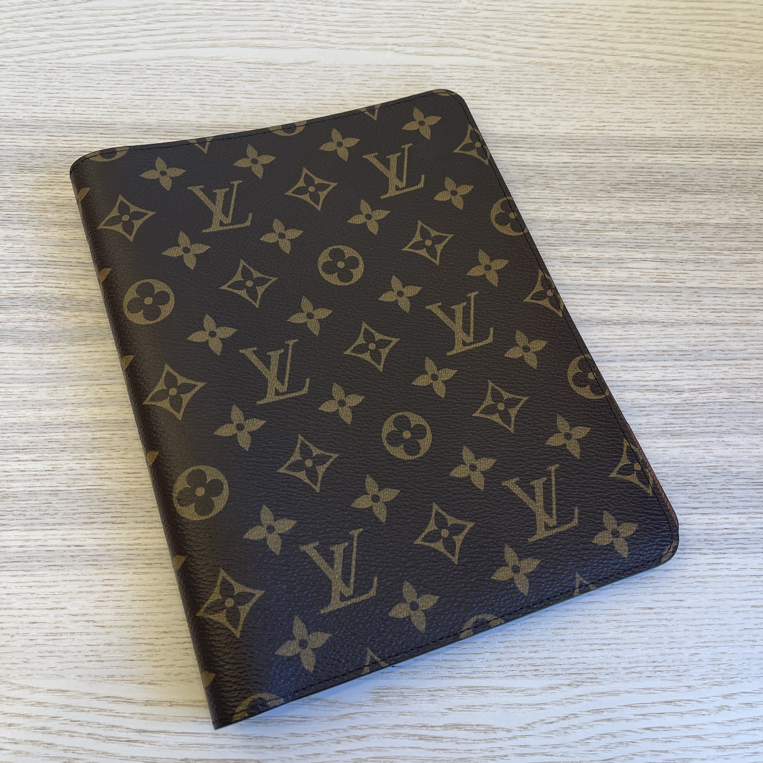 Louis Vuitton Monogram Desk Agenda