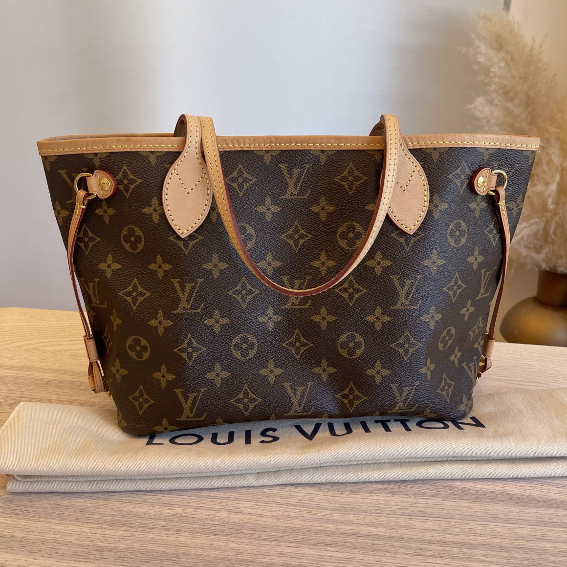 Louis Vuitton Monogram Neverfull PM Pink