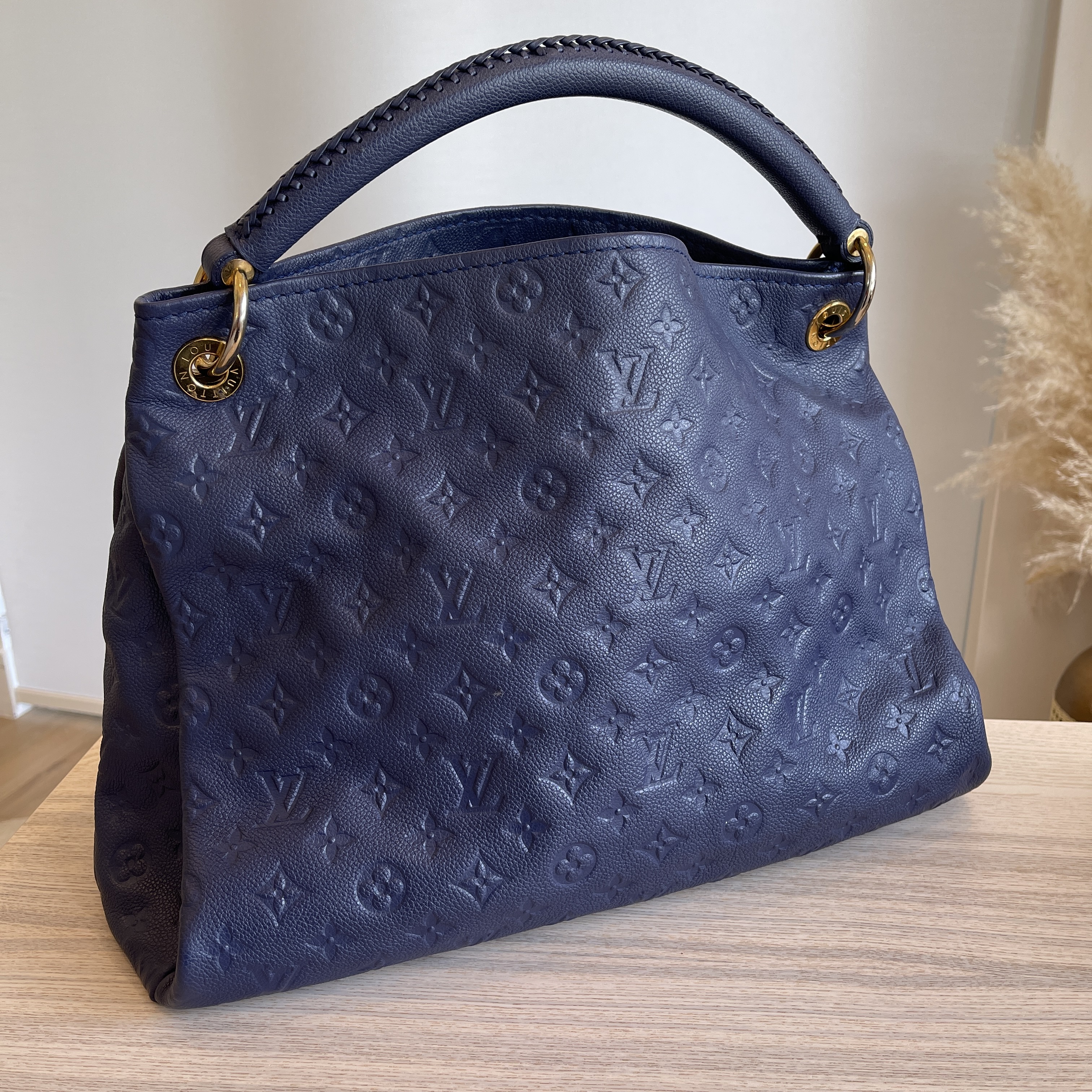 Louis Vuitton Artsy MM Empreinte Blue