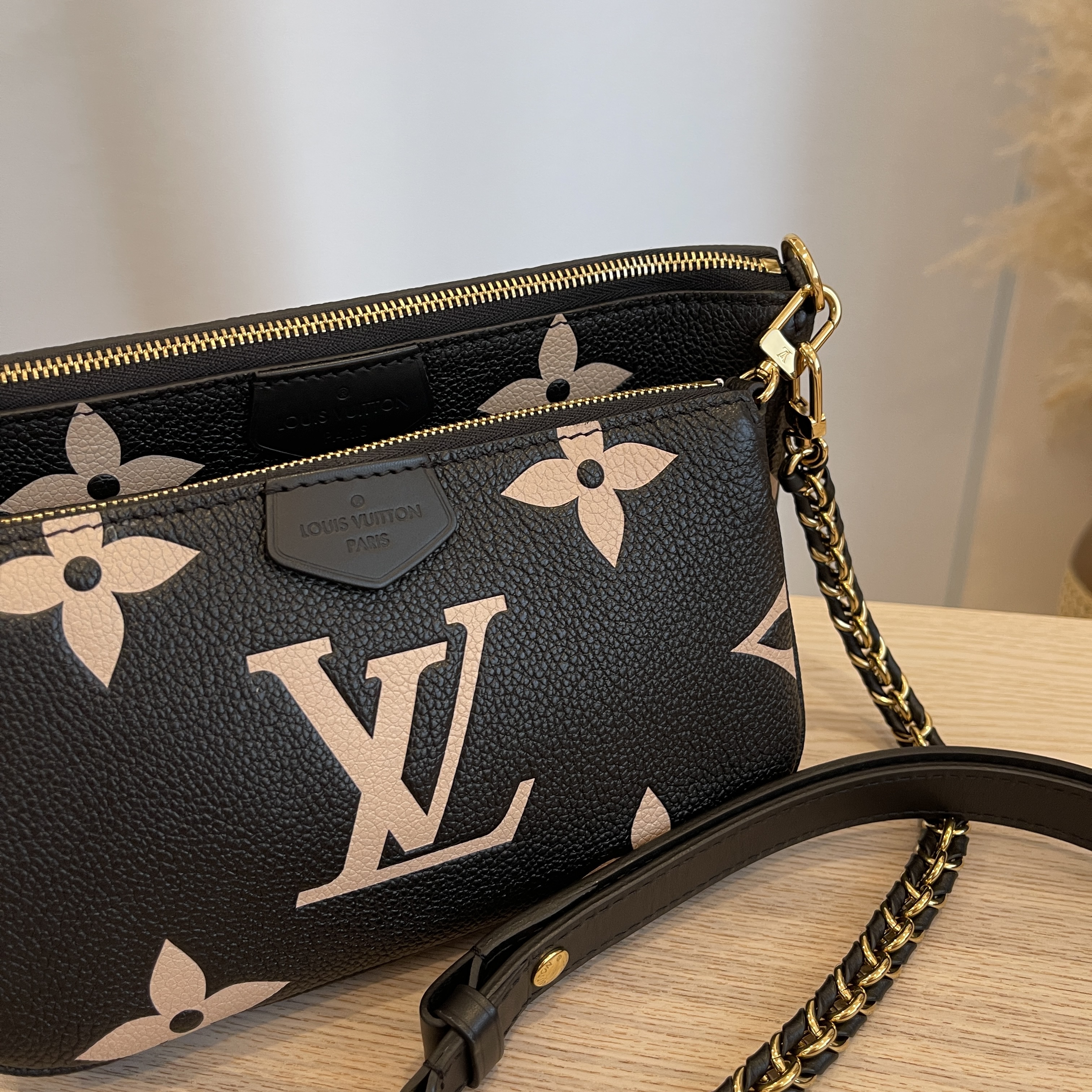 Balenciaga sales multi pochette