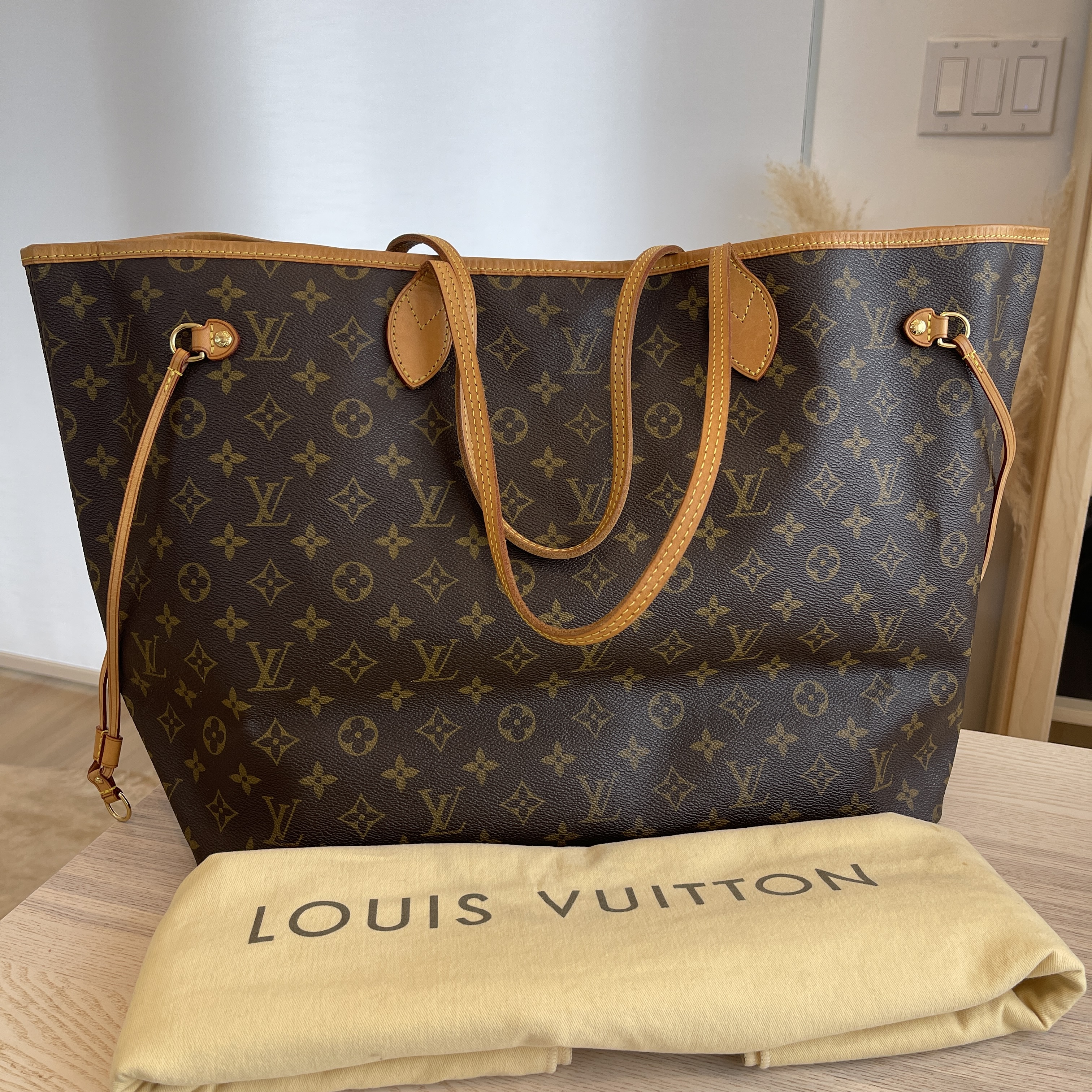 Louis Vuitton Neverfull GM in Monogram Good Vintage Condition 