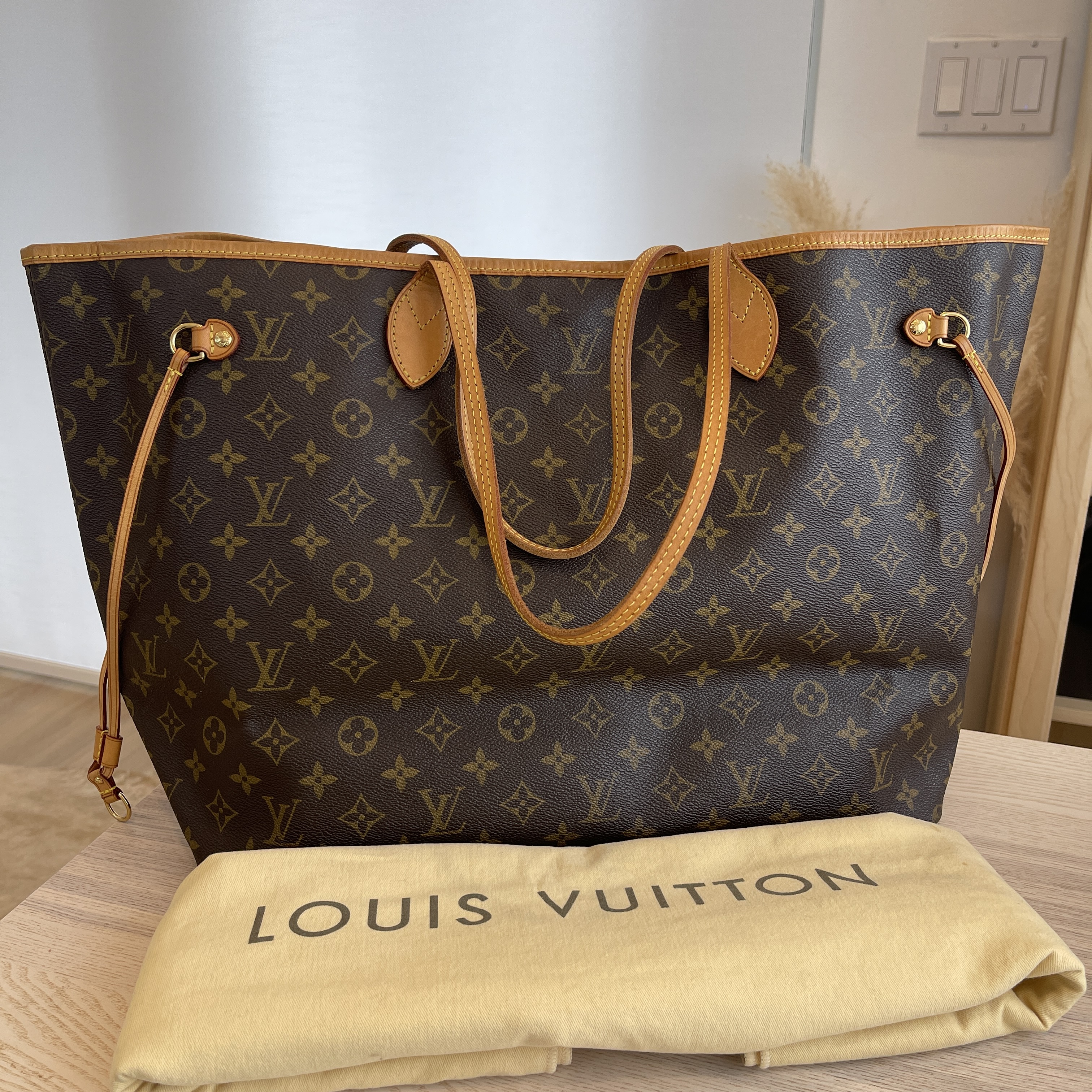 Louis Vuitton Neverfull GM In Monogram Good Vintage Condition