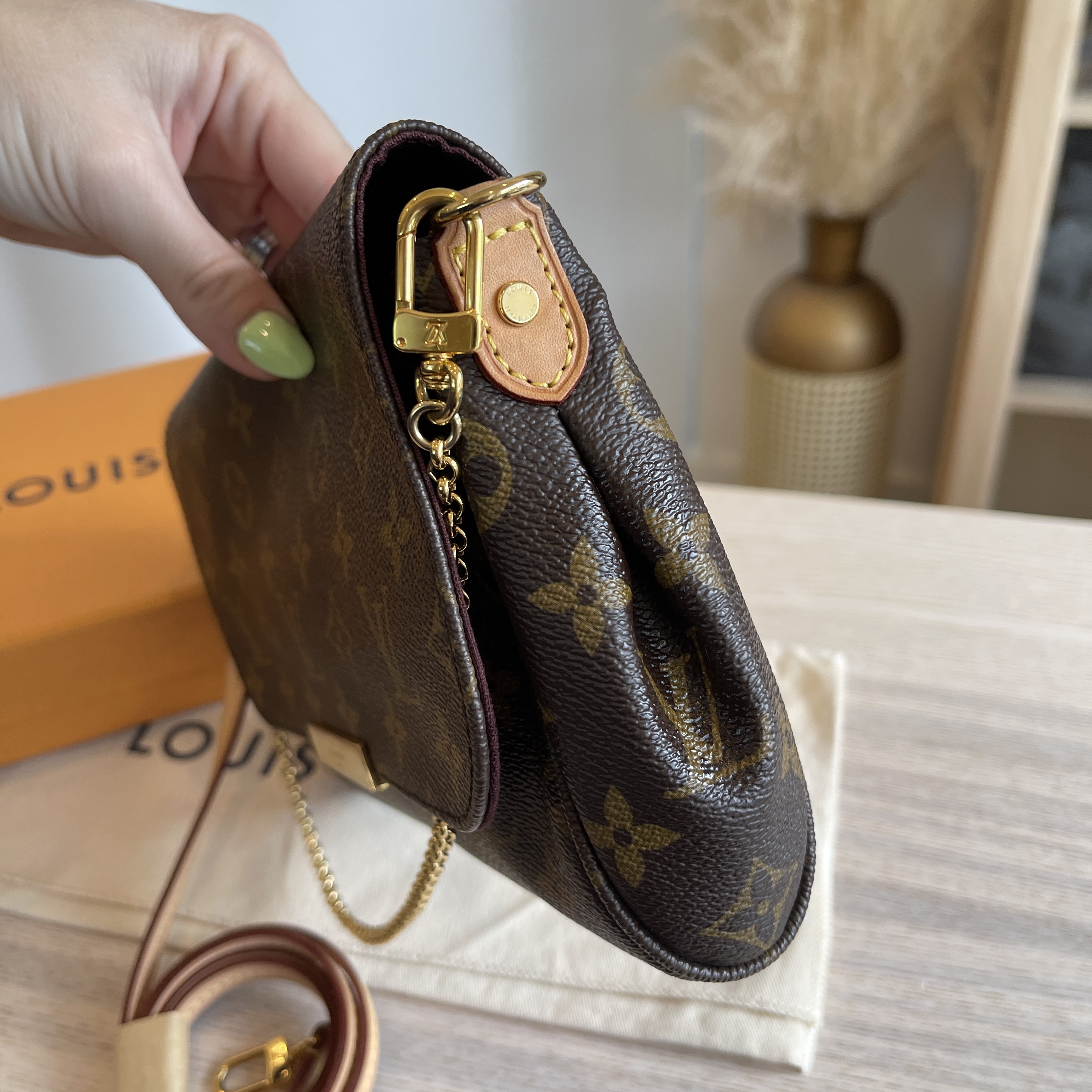 Authentic louis vuitton favorite mm deals