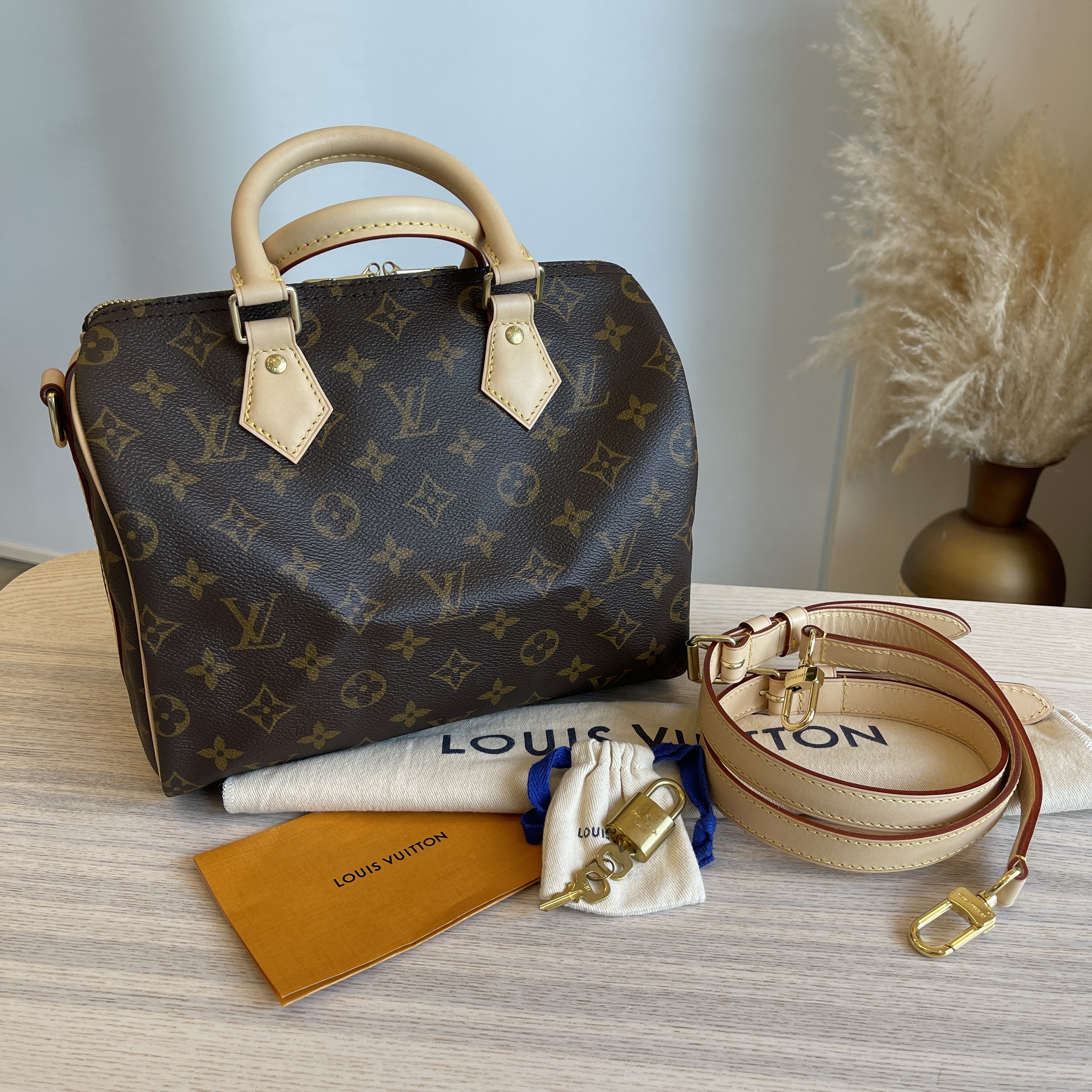 Louis Vuitton Monogram Speedy Bandouliere 25 NM