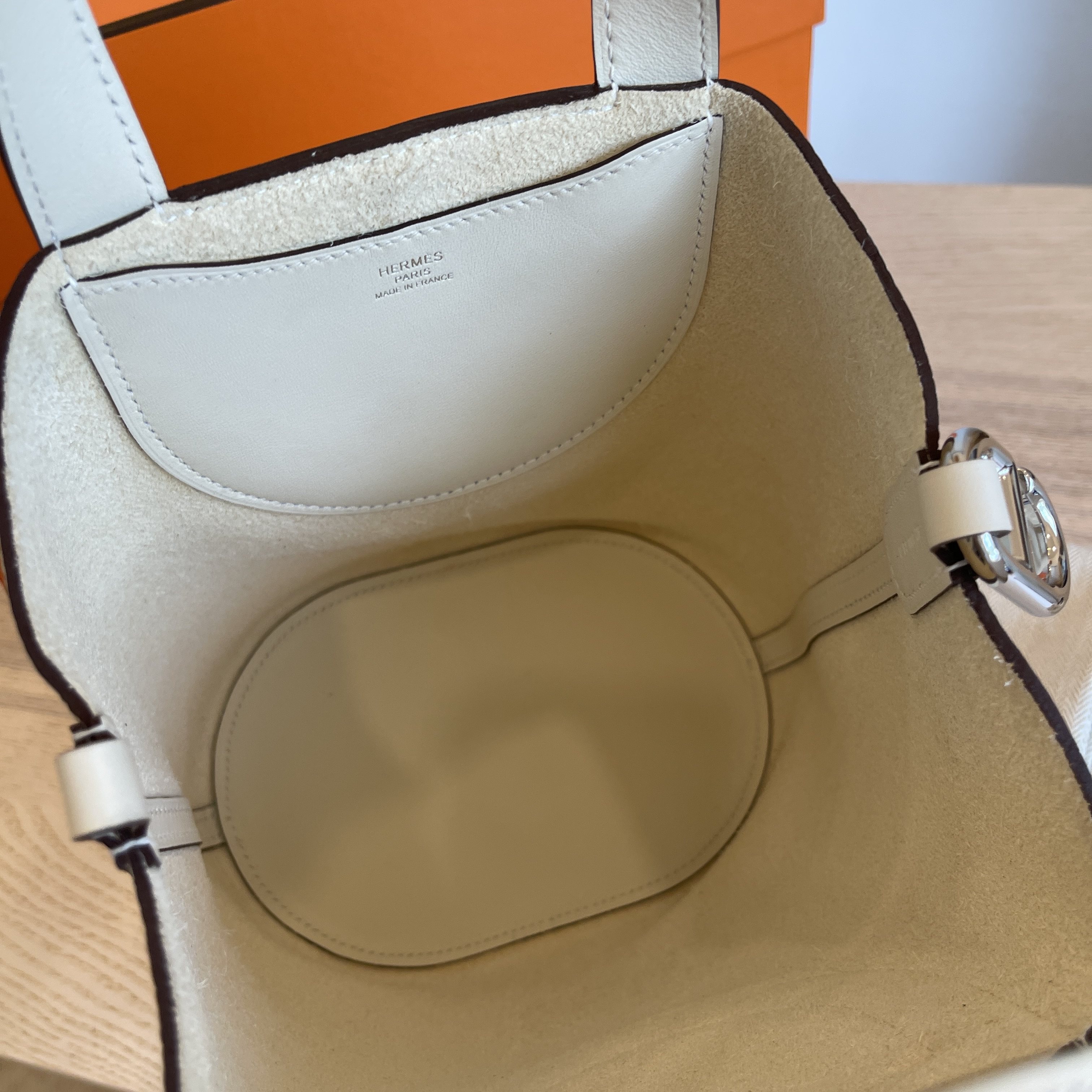 Hermès Clemence and Swift In-The-Loop Handbag